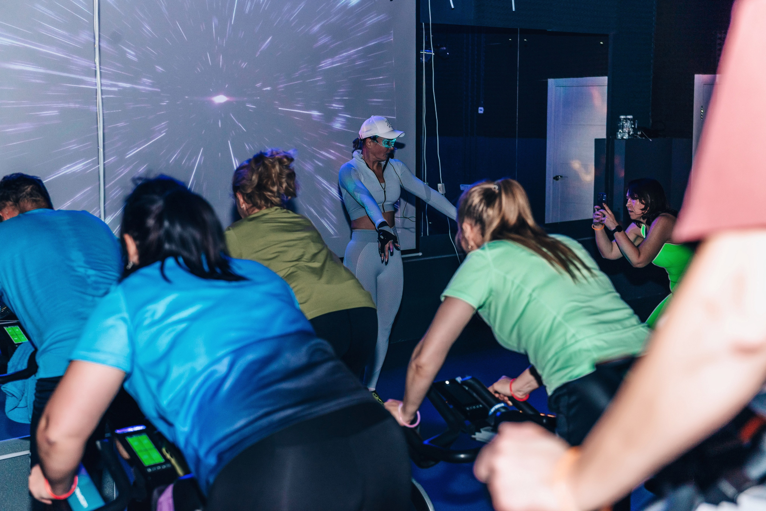 Сайкл-студия «Стрелка», заезд. Школьный, фэшн фотограф в Тюмени и в России Ирина Королева