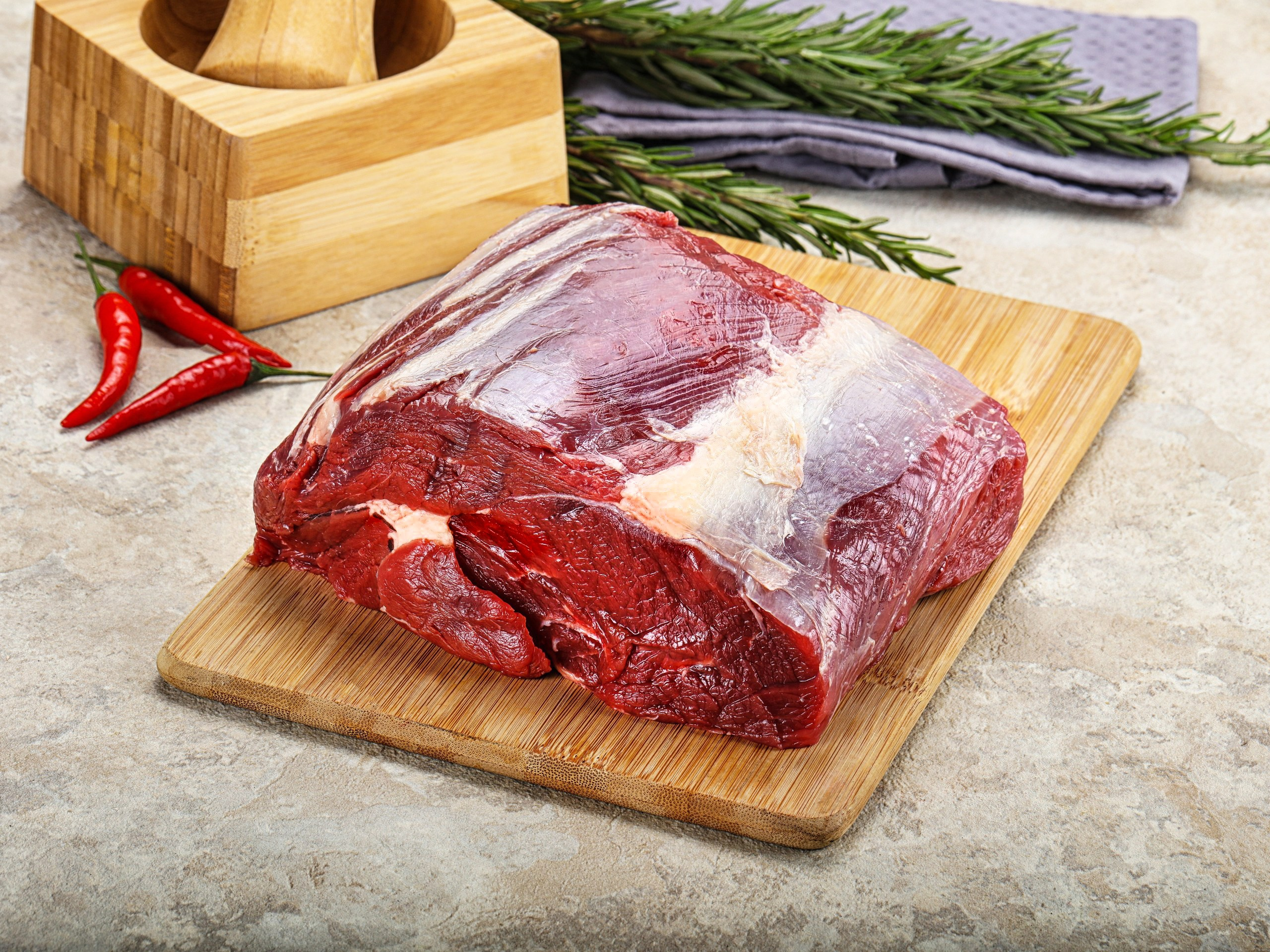 Съемка мяса и птицы для производителей. Фуд-фотограф Андрей Старостин — съемка еды в Москве. 9000 руб. в час