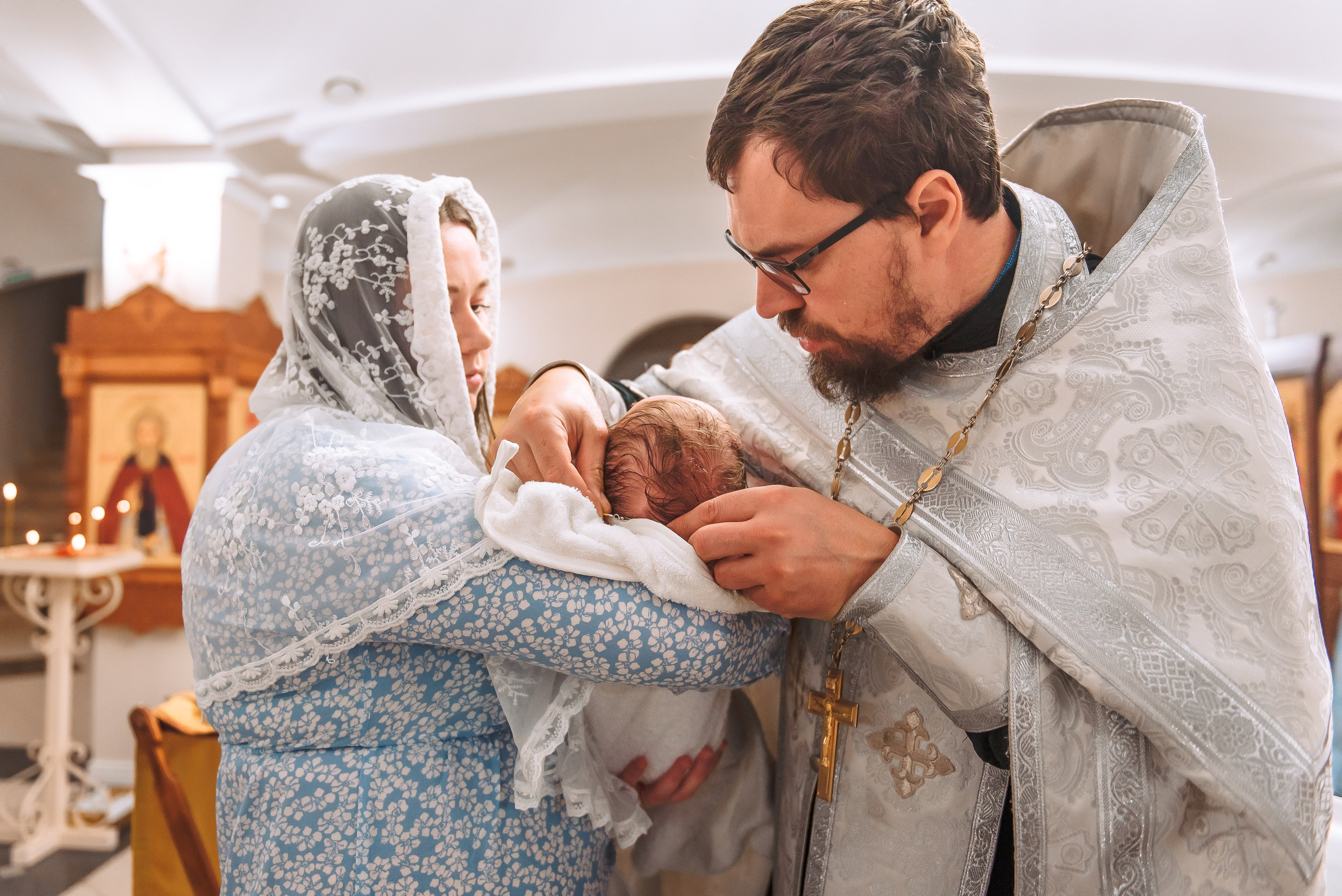 Крещение в Храме иконы Божией Матери Неупиваемая Чаша. Свадебный и семейный фотограф в Москве Юлия Винник