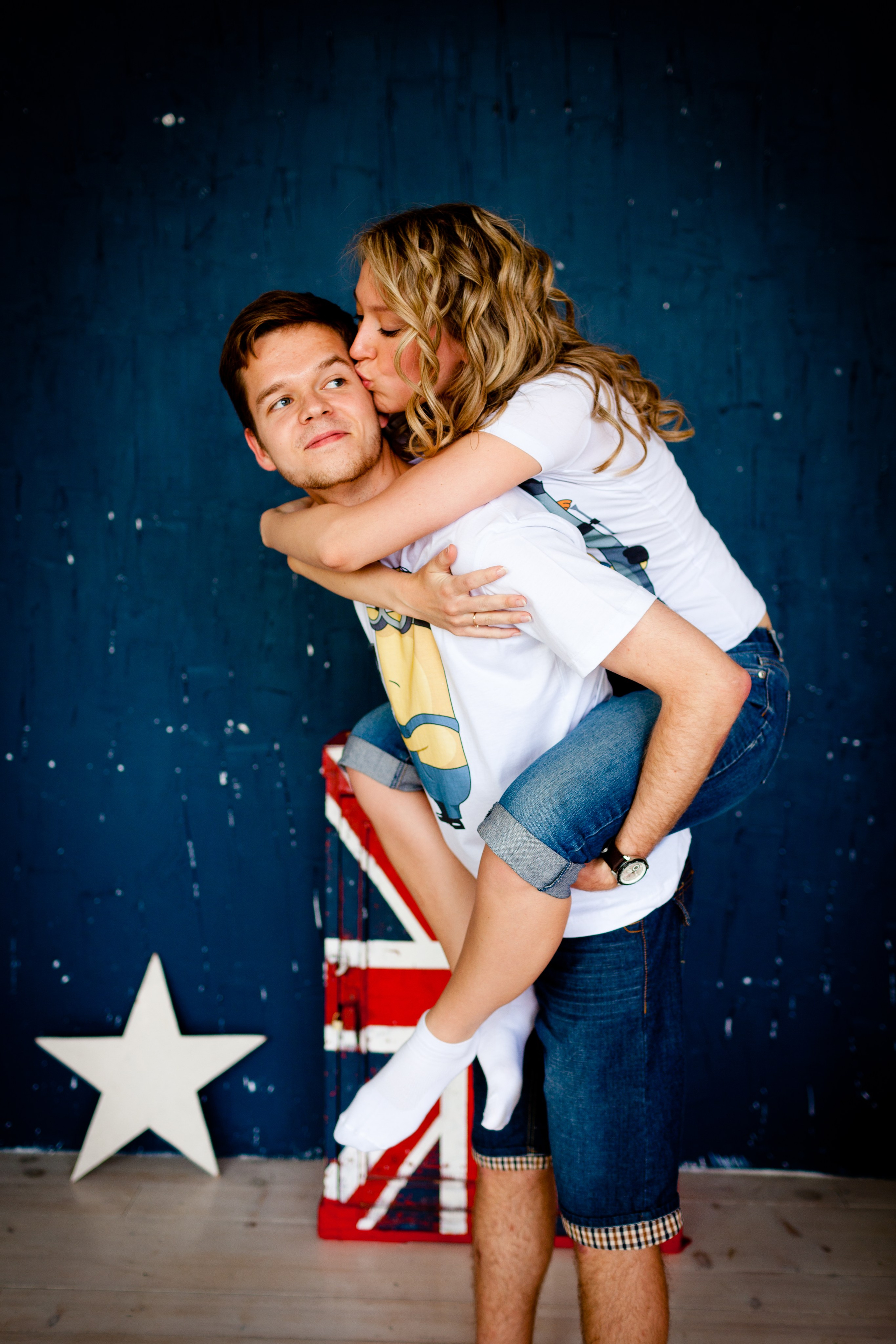 Фотосессия Димы и Сони в студии. Фотограф Денис Гавриленков в Москве