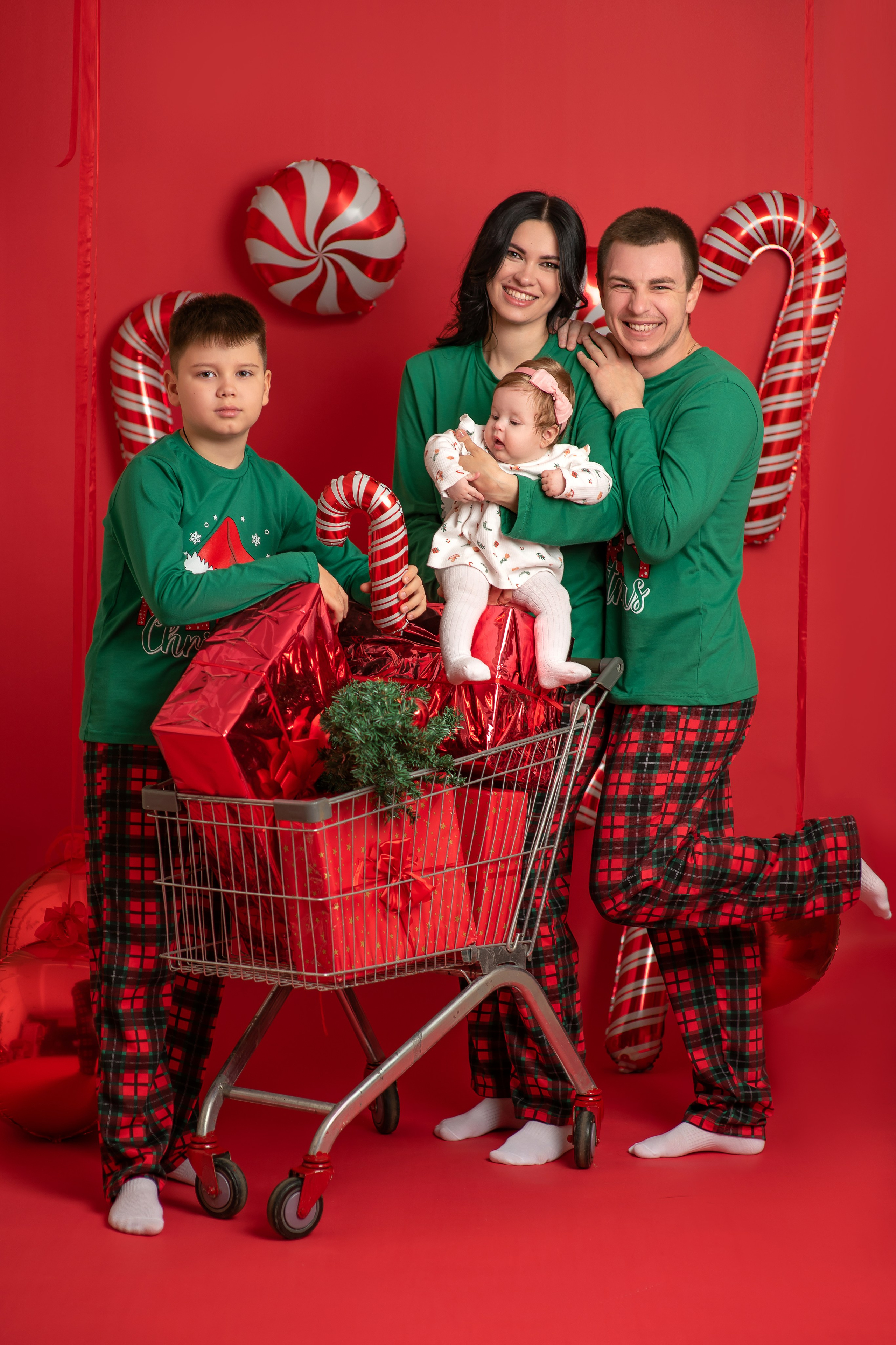 Семья Татьяны — новый 2026. Семейный и детский фотограф Наталья Горда