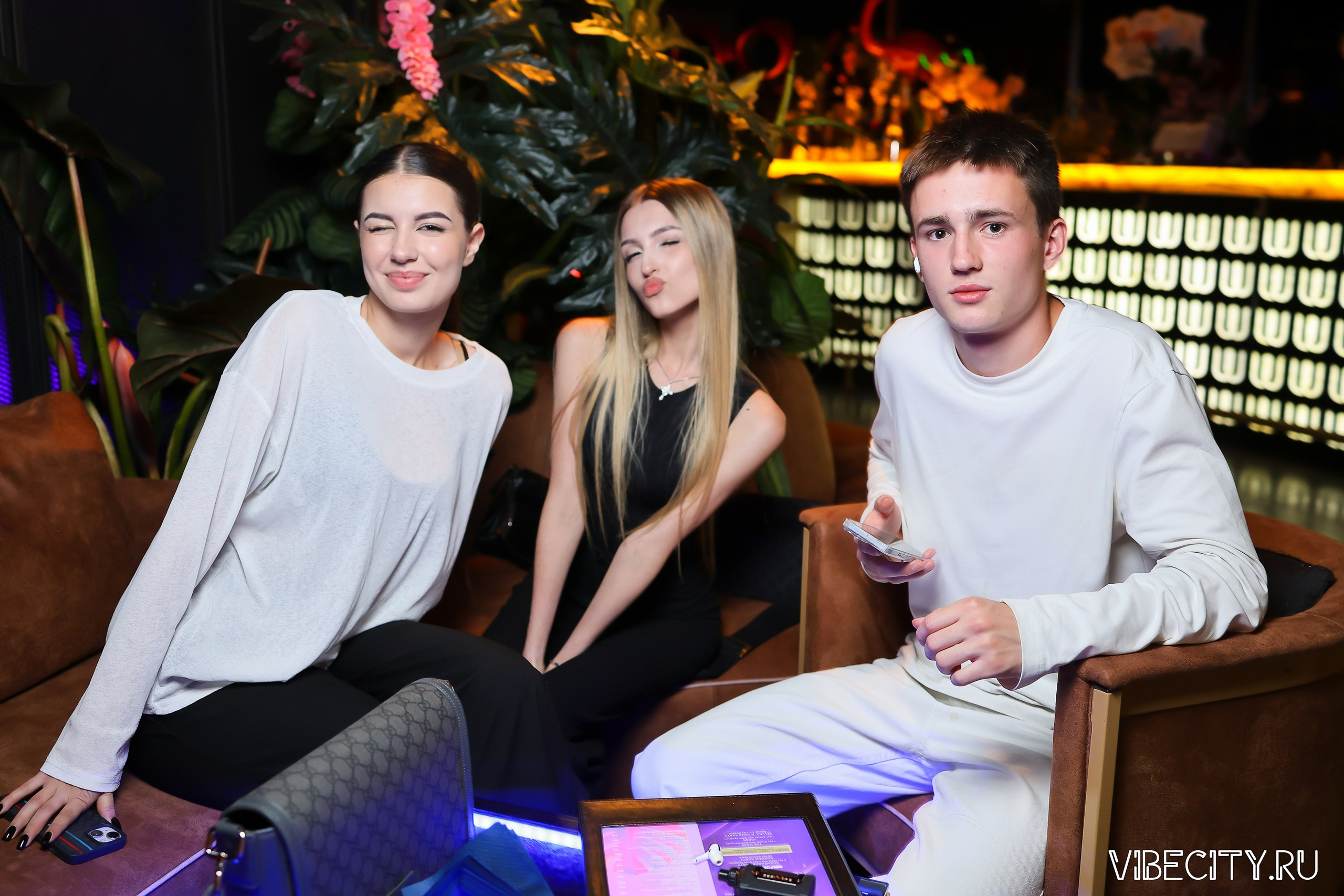 DOUBLE U. VIBECITY.RU Вайб Сити Ру Фоторепортажи Фотоотчеты Калининград