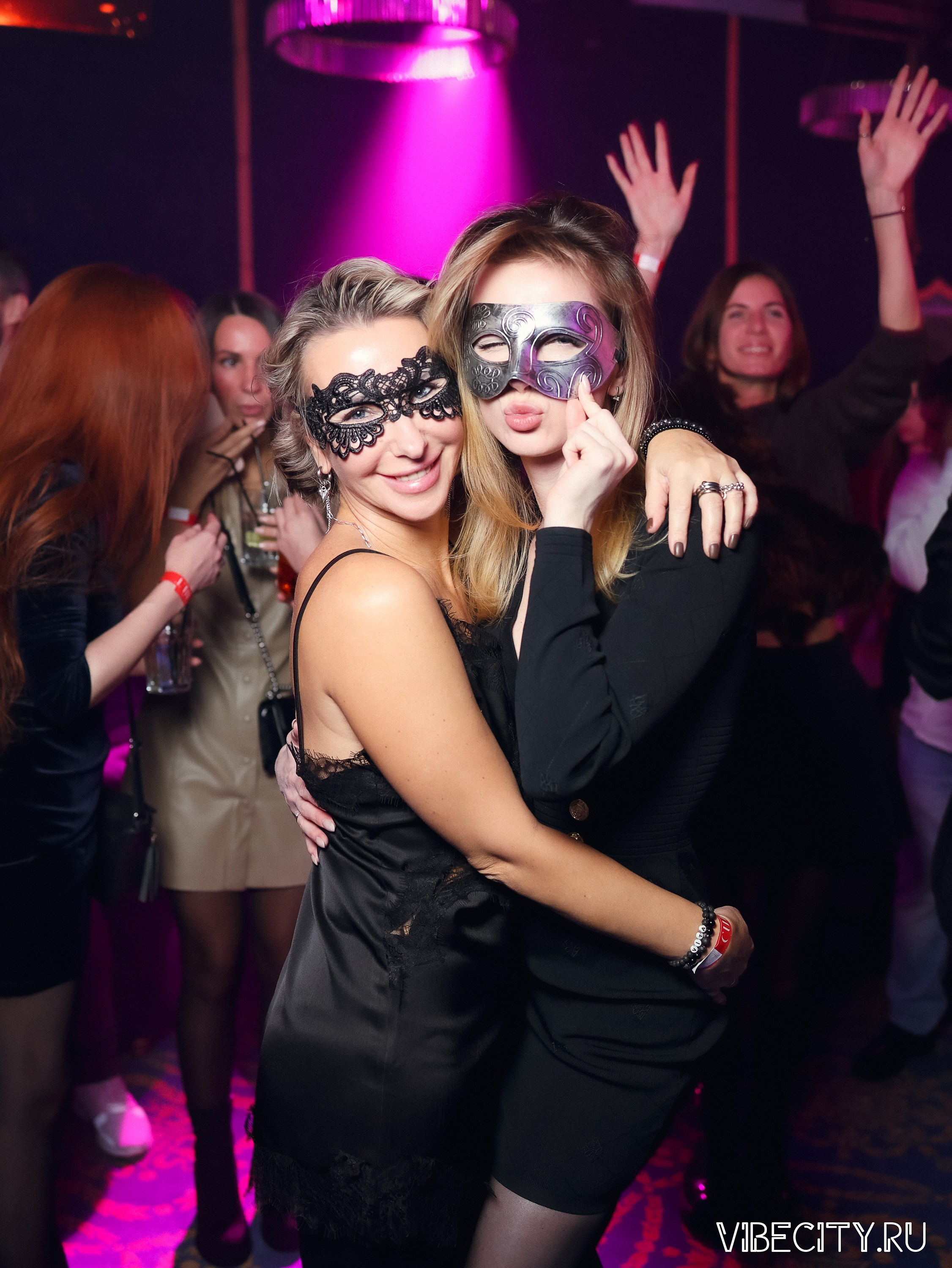 CULT MASQUERADE X GRAND PALACE. VIBECITY.RU Вайб Сити Ру Фоторепортажи Фотоотчеты Калининград