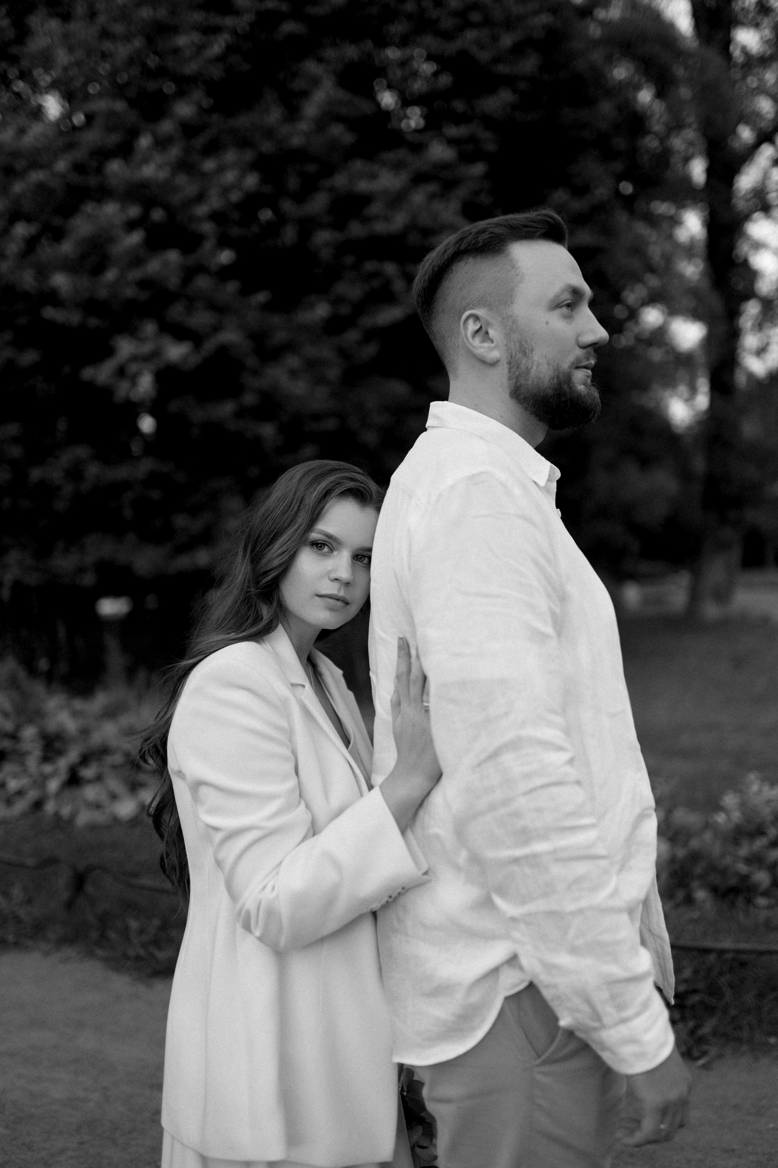 Летняя свадебная фотосессия на Чернышевской. Сестры Карабаза. Фотографы и ретушеры в Москве и Санкт-Петербурге