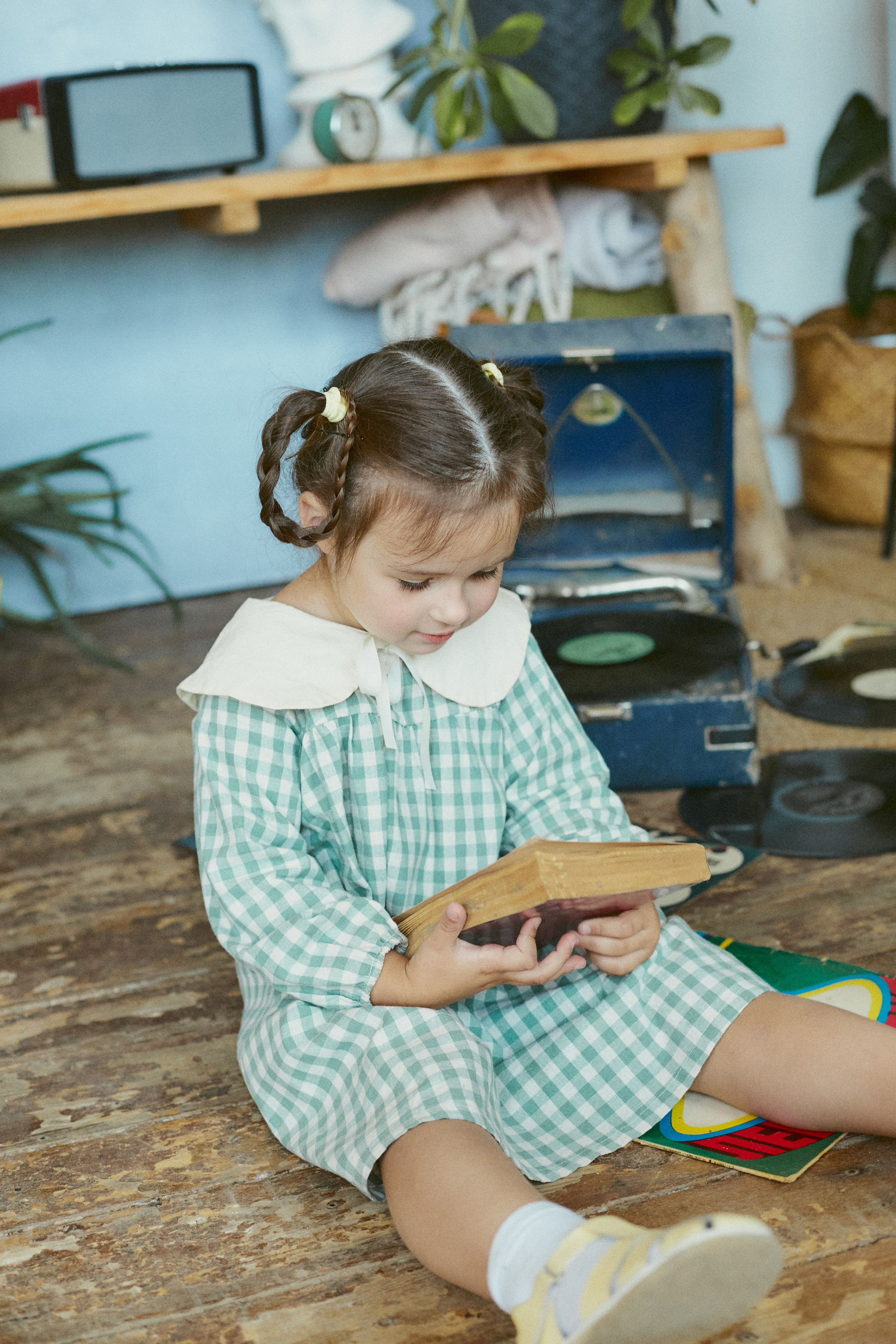 RETRO. Efimova Model Agency