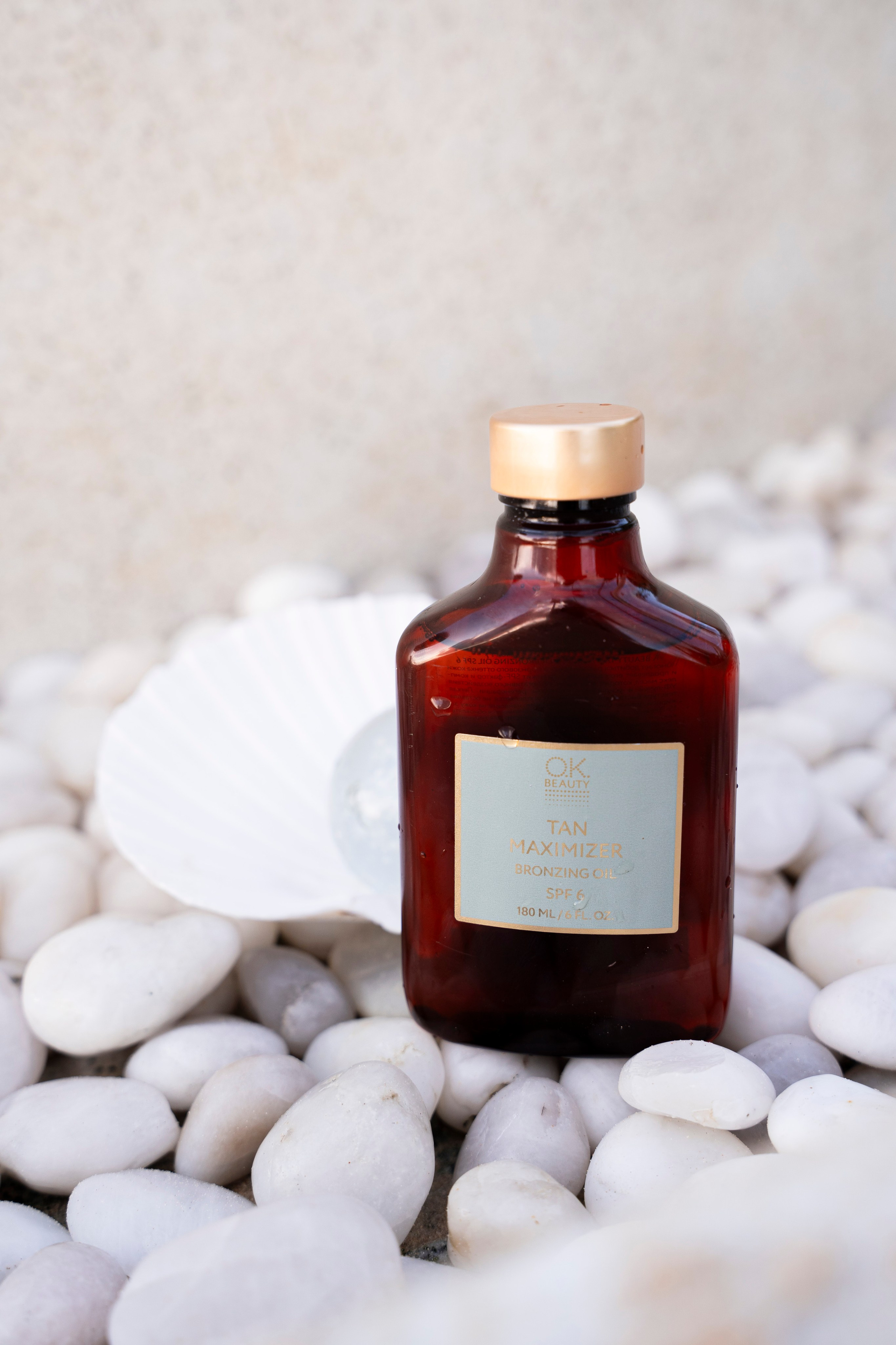 TAN SPF15. Brand designer | photographer | model