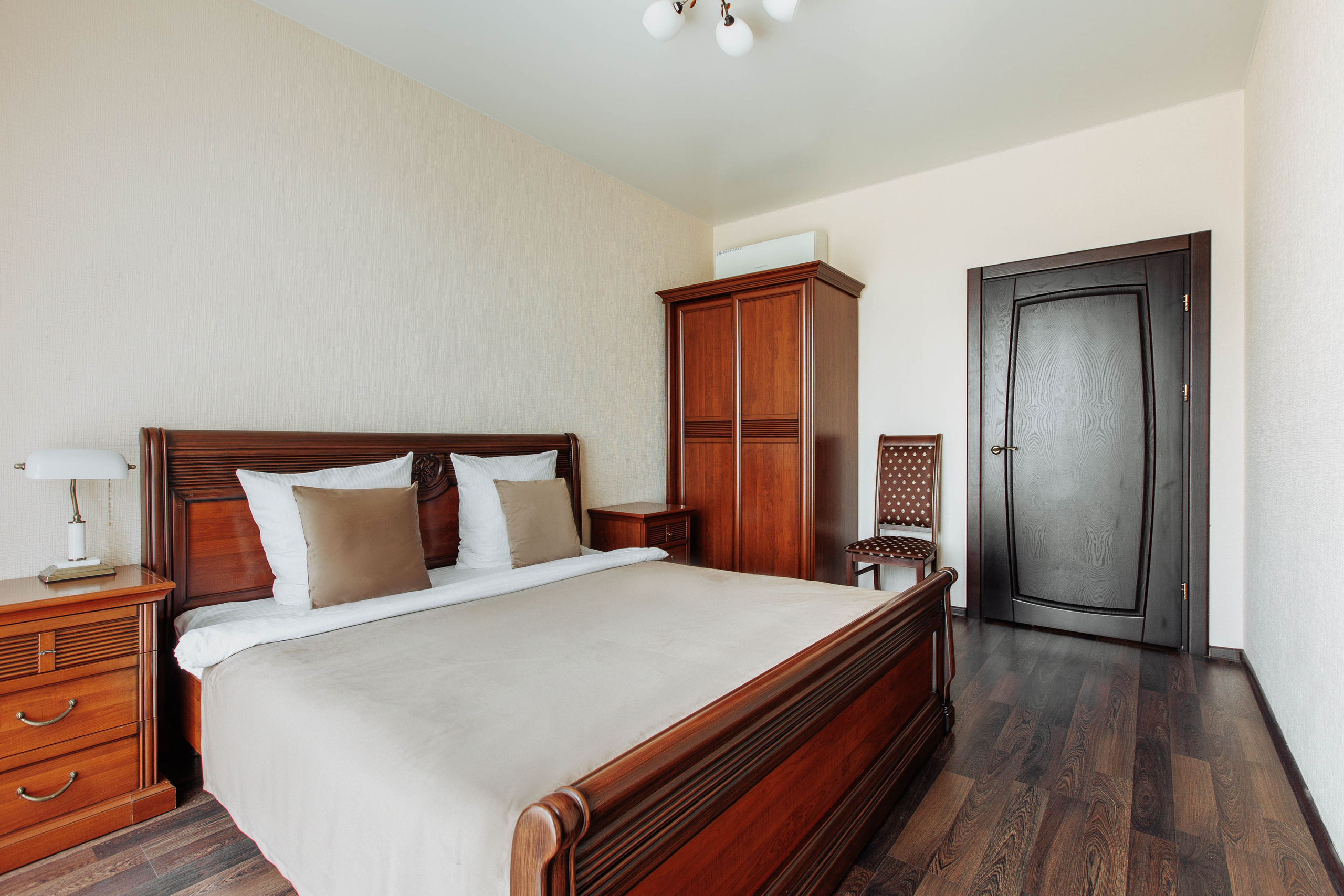 ДОМ МОСКВЫ. Семейный фотограф на крещение и венчание