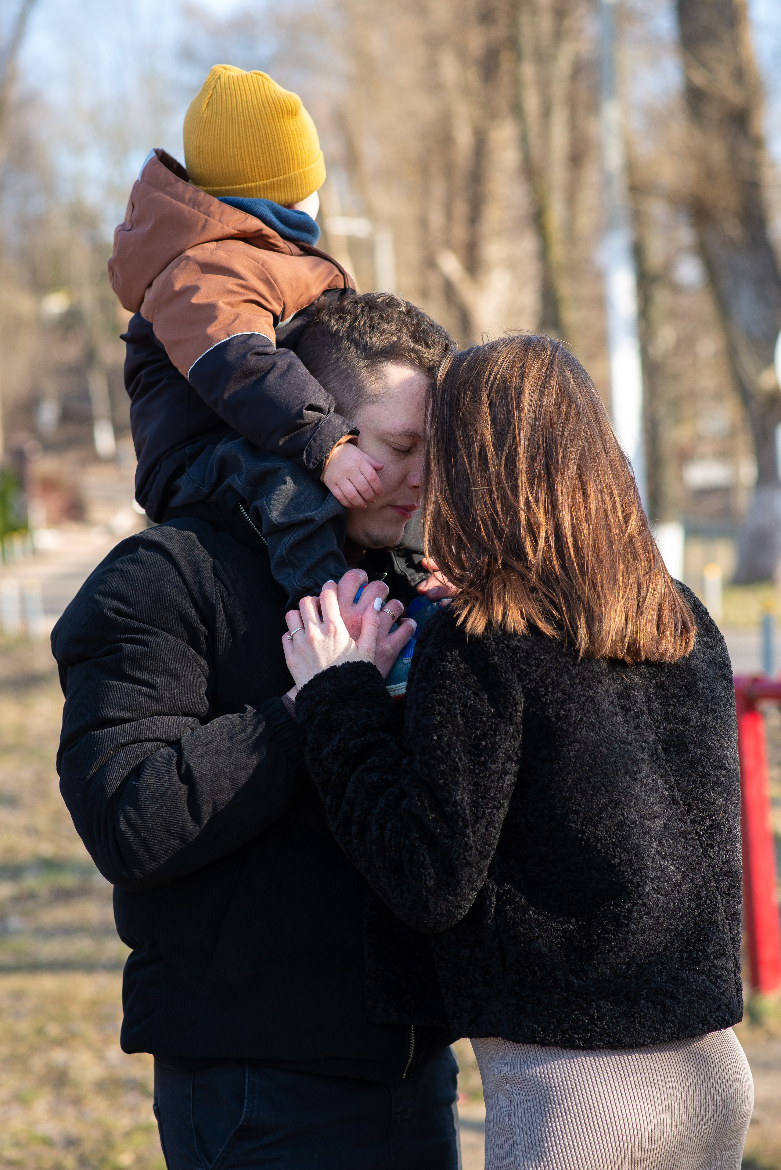 Екатерина, Артем и Родион. Семейный фотограф на выписку из роддома и крещение Минск Настя Гришук