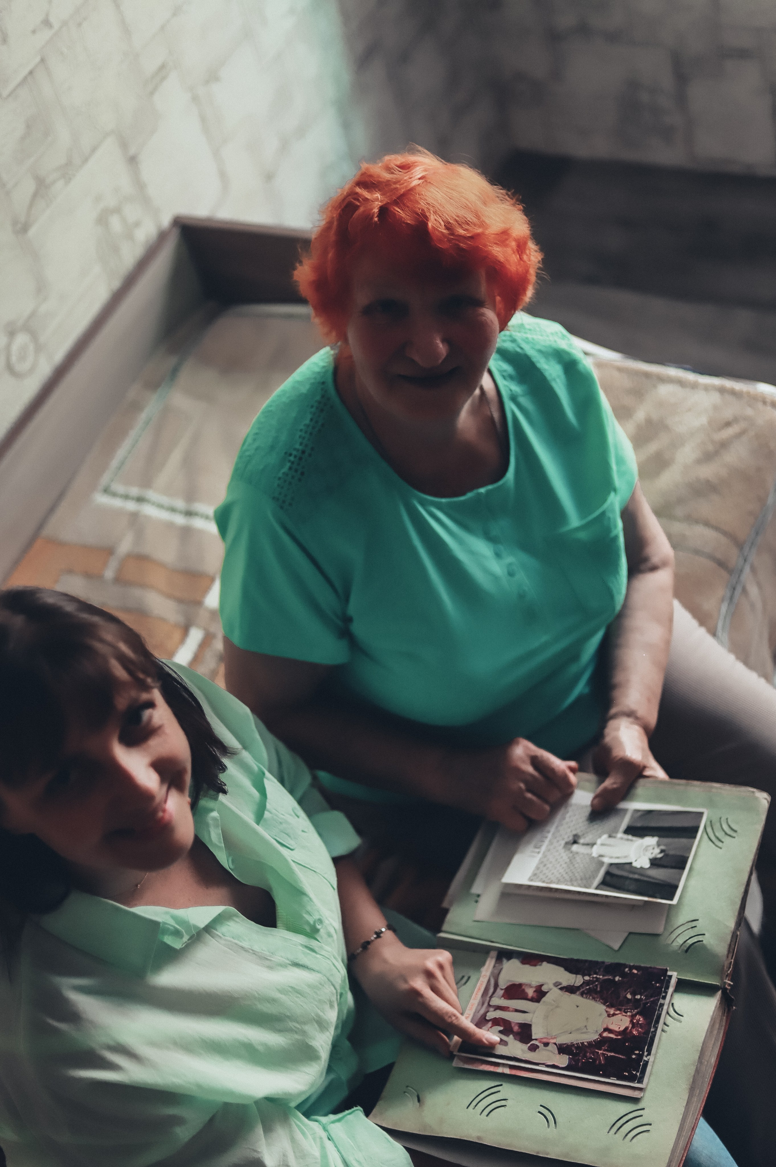 Семейная фотосессия - Алена и ее бабушка. Семейный и женский фотограф Кемерово Мария Степ