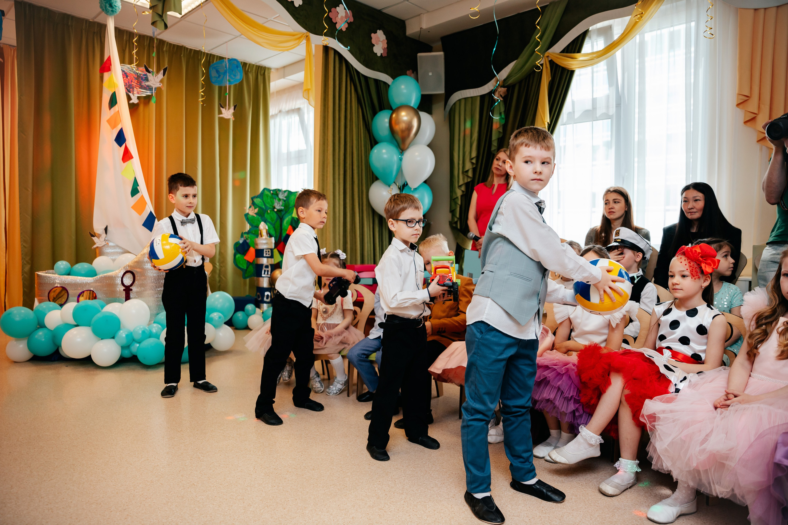 Выпускной в детском саду. Семейный lifestyle фотограф в Санкт-Петербурге Людмила Пахомова