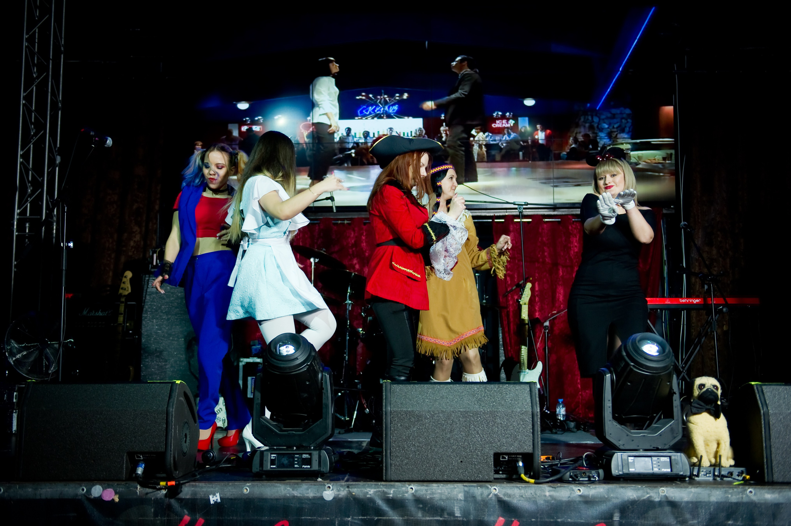 Новогодний корпоратив Summit. Репортажный фотограф и видеограф Слава Думчев. Тимбилдинги, отчетники, корпоративы