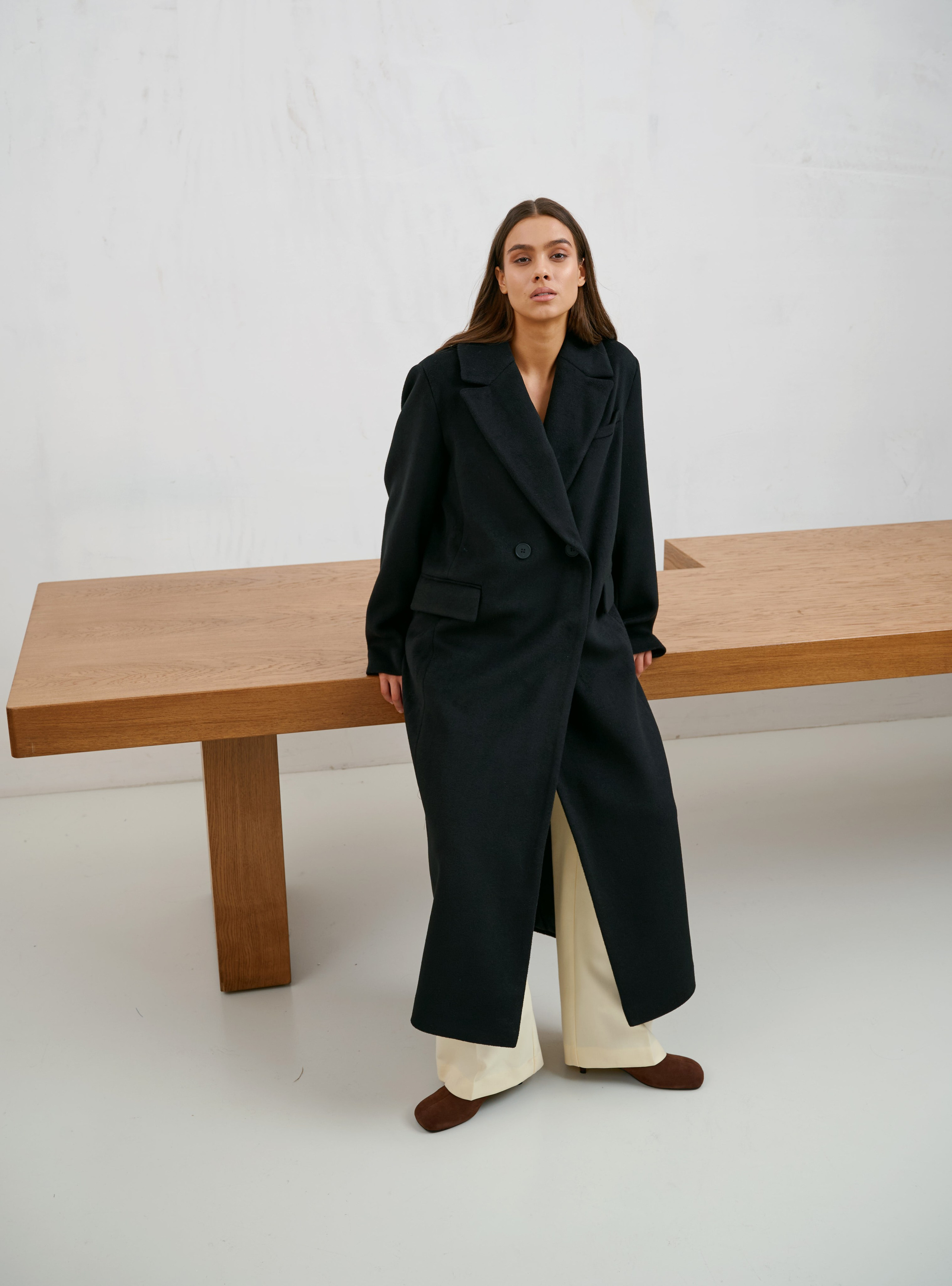 Лукбук для бренда верхней одежды Sheily. Fashion фотограф в Москве Ксения Чупрунова