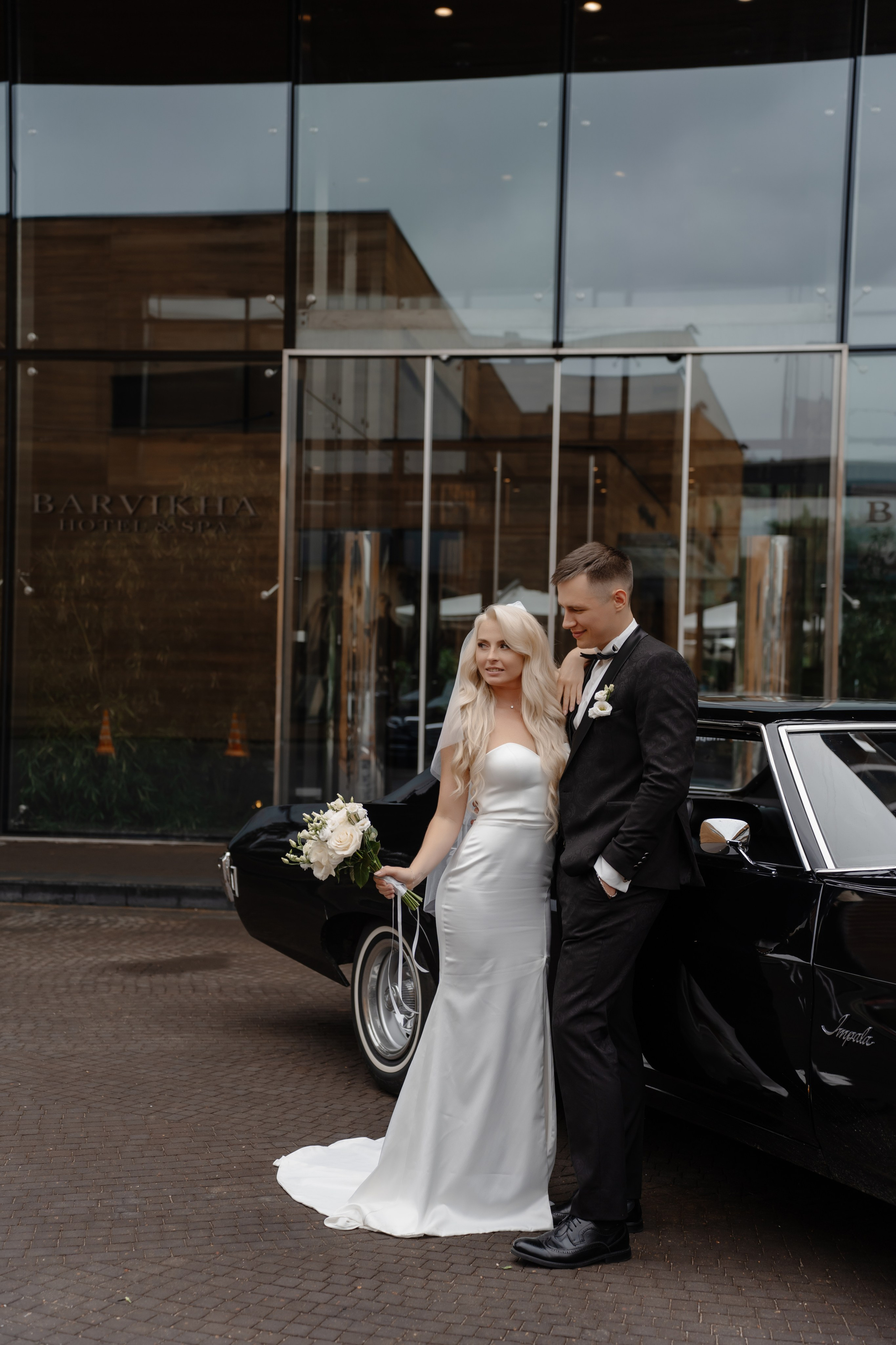 Свадебная фотосессия в Barvikha Luxury Village. Свадебный и семейный фотограф в Москве Светлана Зоткина