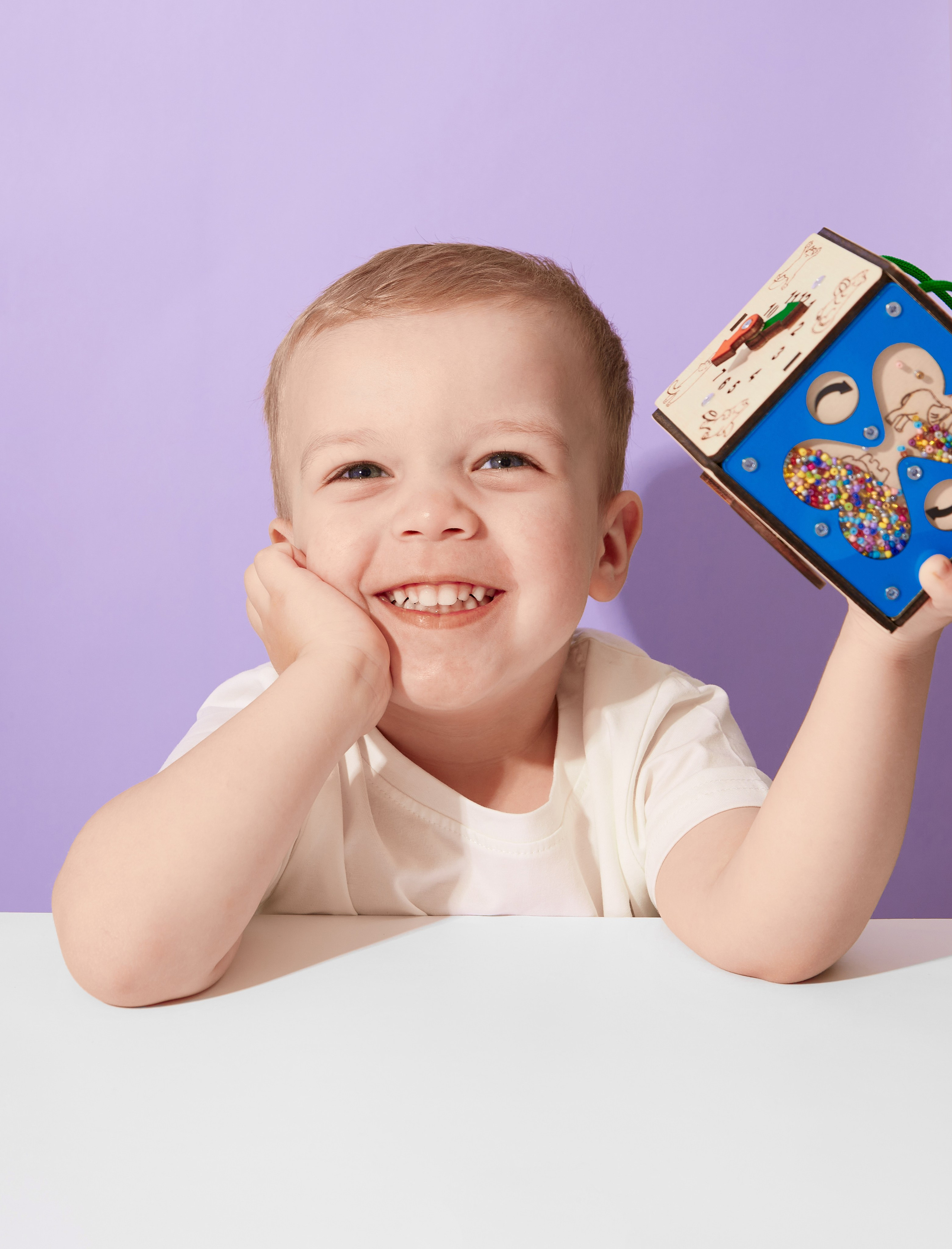 Фотосъемка товаров для детей с моделью в Ростове-на-Дону. Предметный и бизнес фотограф в Ростове-на-Дону Александра Степанова