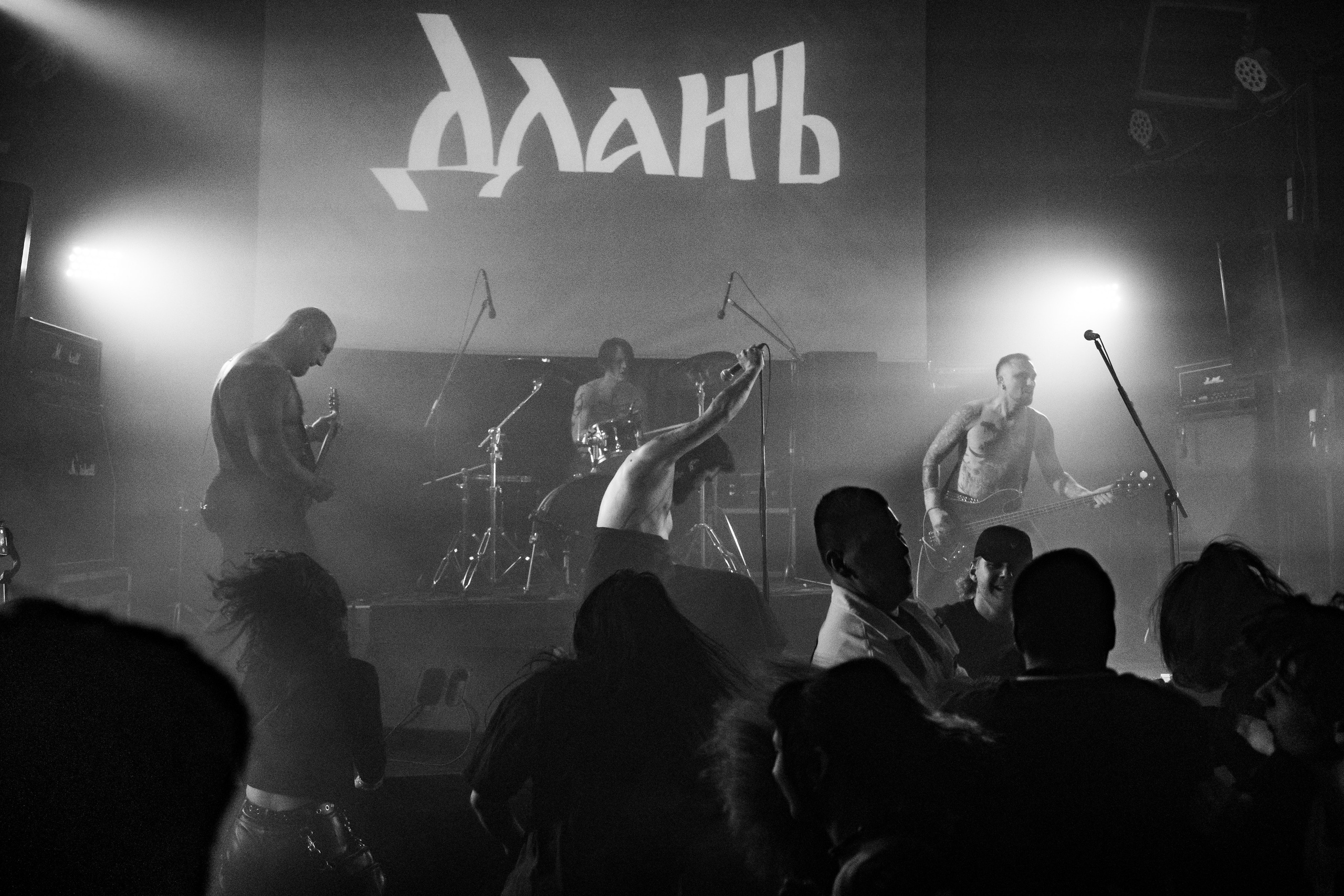 Valhalla | 24.05.25 | Ласточка. Концертный и репортажный фотограф в Санкт-Петербурге Слава Пахомов