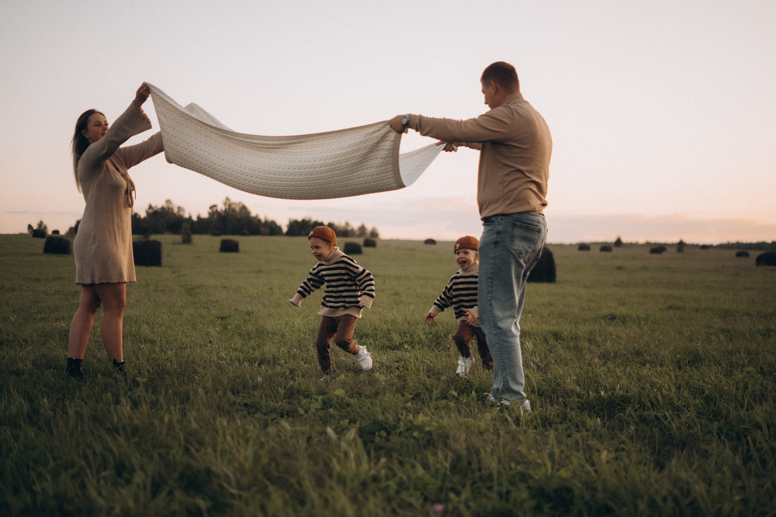 Вероника, Денис, Мирон и Марк. Главная