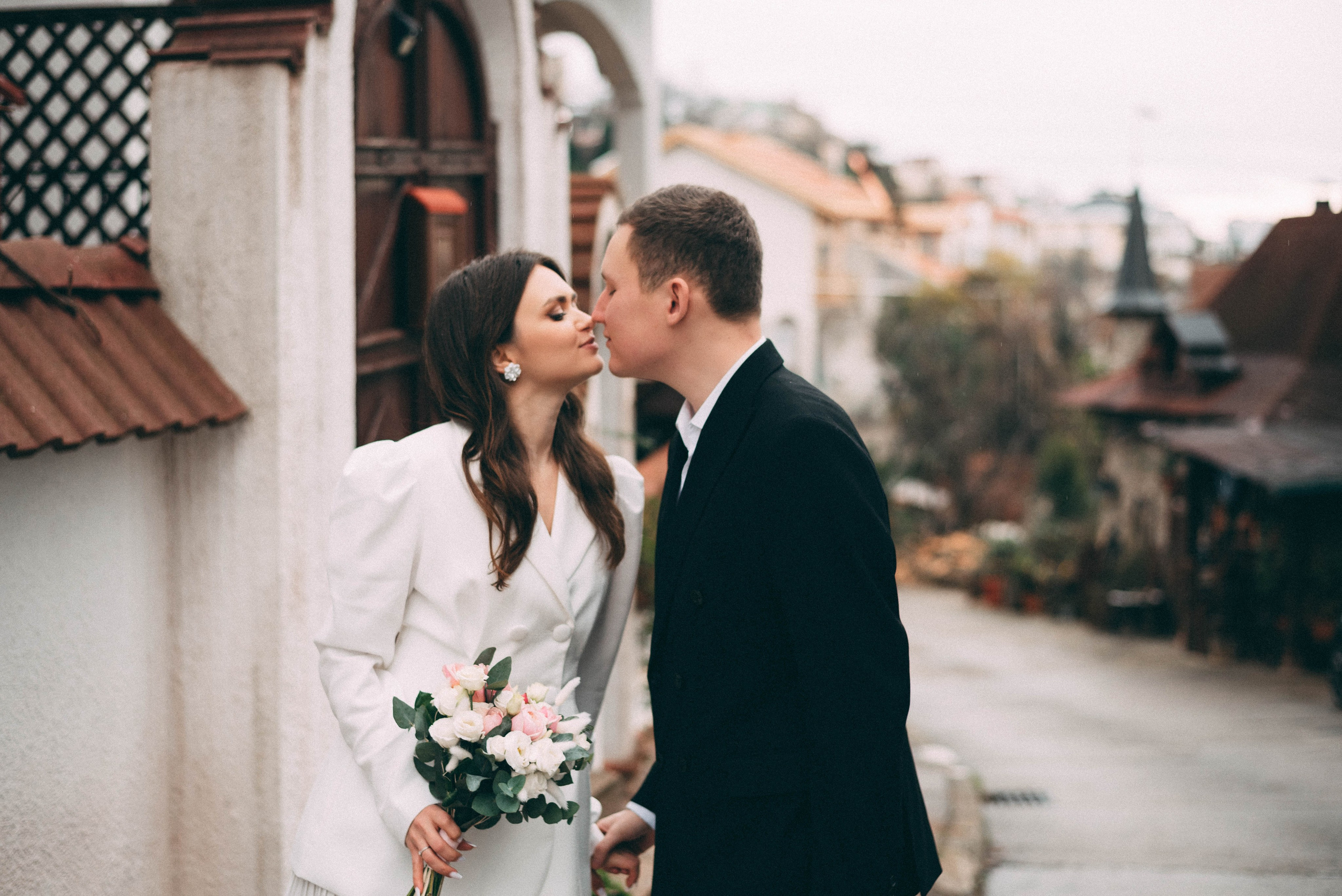 Свадебная прогулка в Сочи, Красной поляне, Фотосессия свадьба для двои. Фотограф в Сочи — Маргарита Поганова