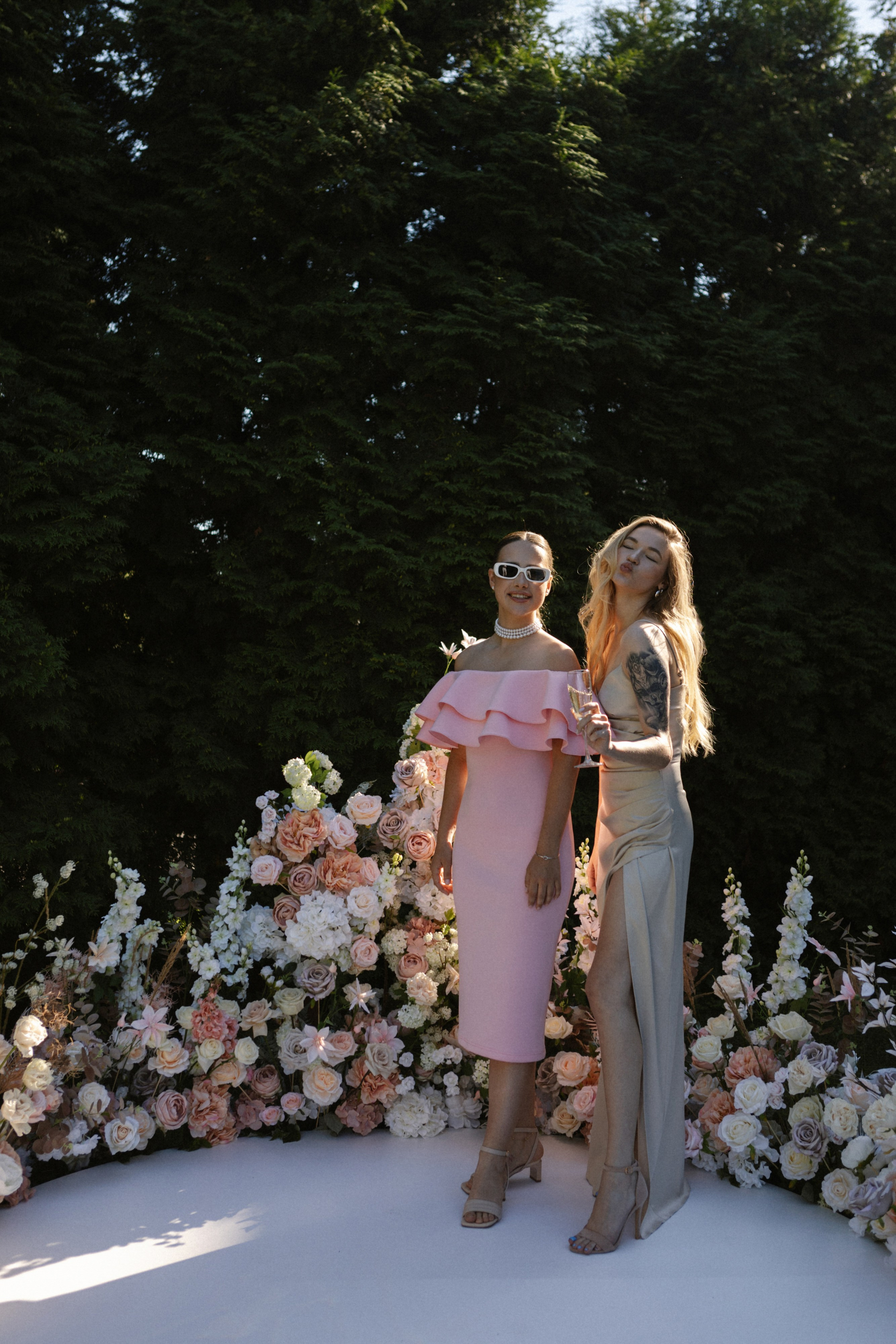 Вика и Ваня. Эстетичный свадебный репортаж в любом городе страны