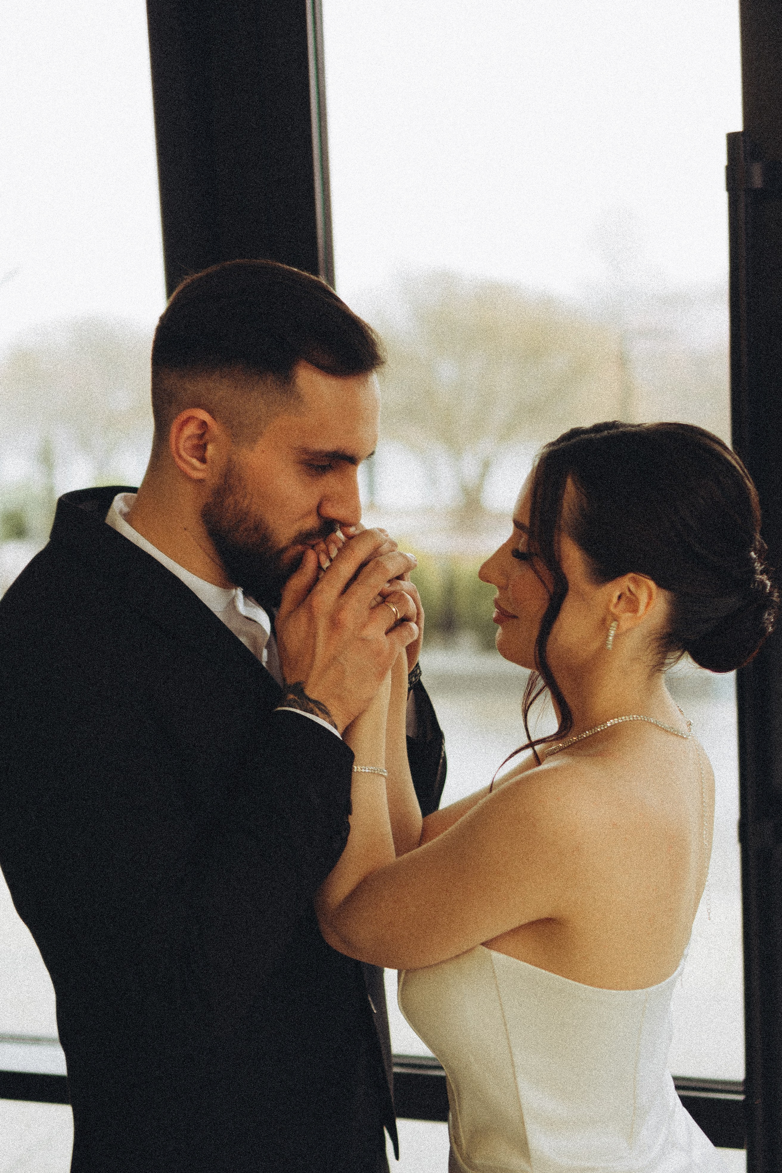 СВАДЕБНАЯ СЬЕМКА СБОРОВ ЖЕНИХА И НЕВЕСТЫ В ОТЕЛЕ И ТАКЖЕ ФОТОСЕССИИЯ В ОТЕЛЕЕ МЕГАПОЛИС БРЯНСК. Профессиональный фотограф, Санкт-Петербург — Виктория Богомолова