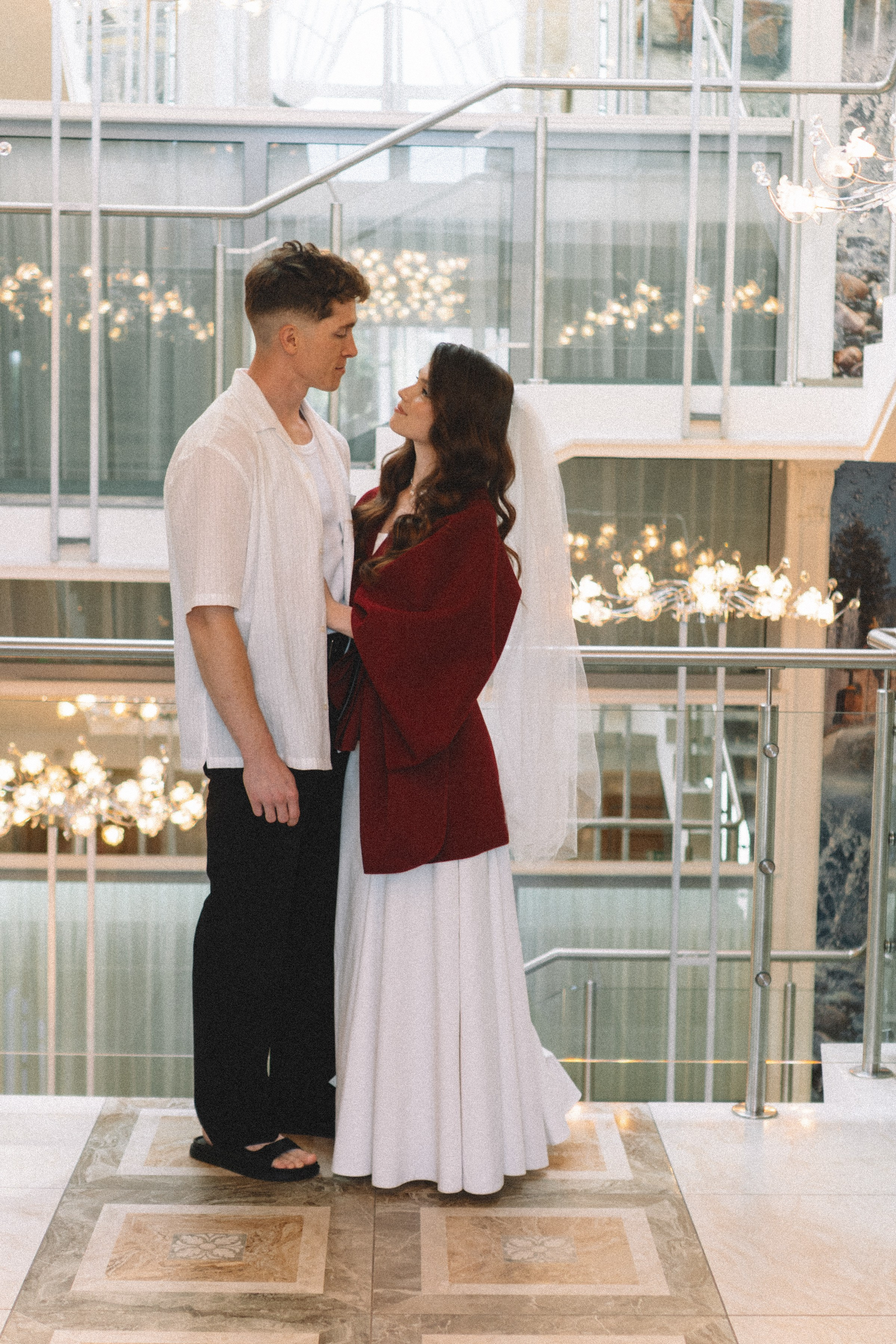 СВАДЕБНАЯ СЬЕМКА В ПЕТЕРГОФЕ И СЬЕМКА РЕПОРТАЖА В ЗАГСЕ ПЕТЕРГОФА. Профессиональный фотограф, Санкт-Петербург — Виктория Богомолова