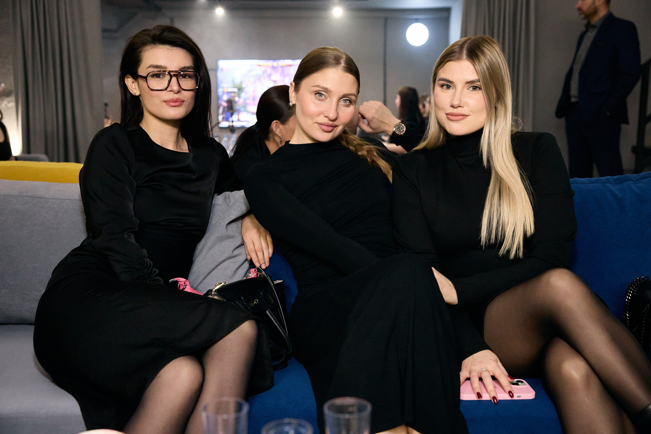 Открытие лаунж-кафе Pereplёt. 18+. Предметный и репортажный фотограф Алексей Кротов