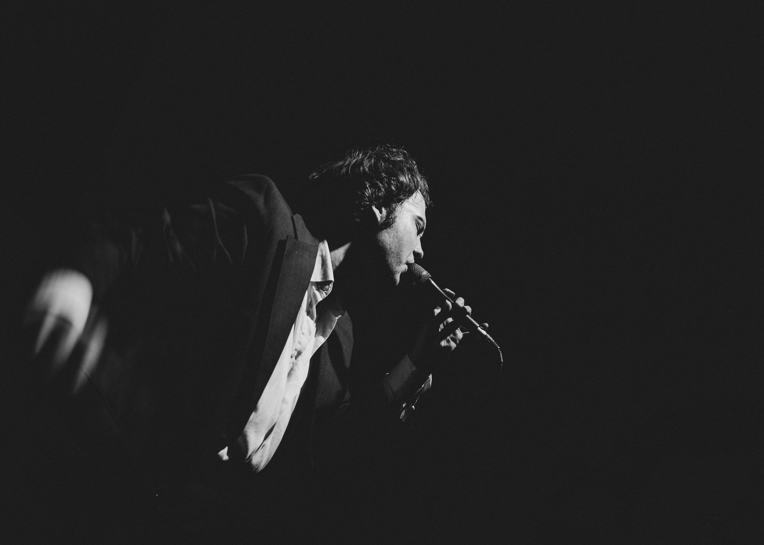 Диктофон. Фотограф для музыкантов, фотограф на концерт, концертный фотограф, съемка концерта, бэкстейдж фотограф