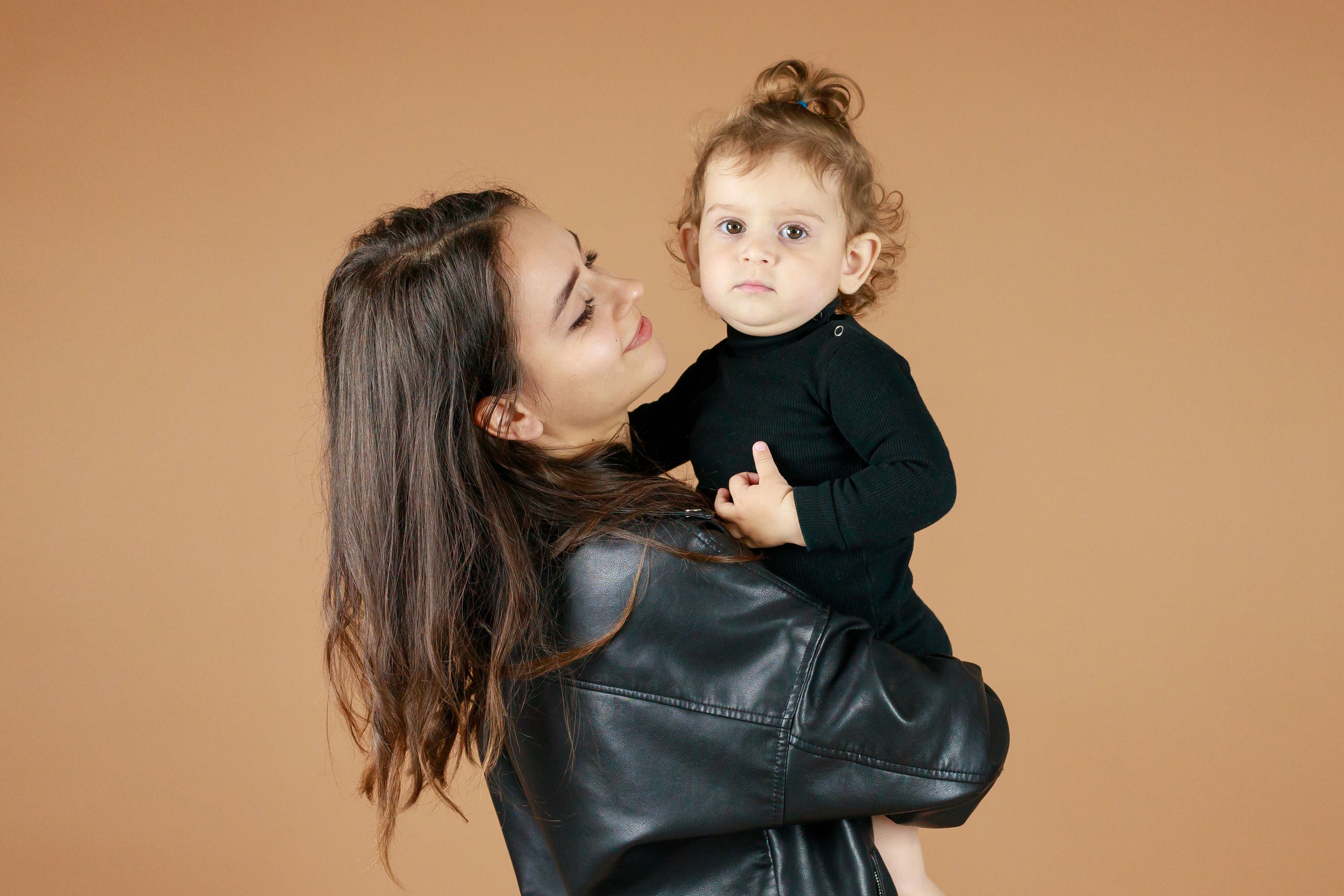 Мама+малыш. ФОТОСТИЛЬ, изготовление рекламной продукции в Приморско-Ахтарске