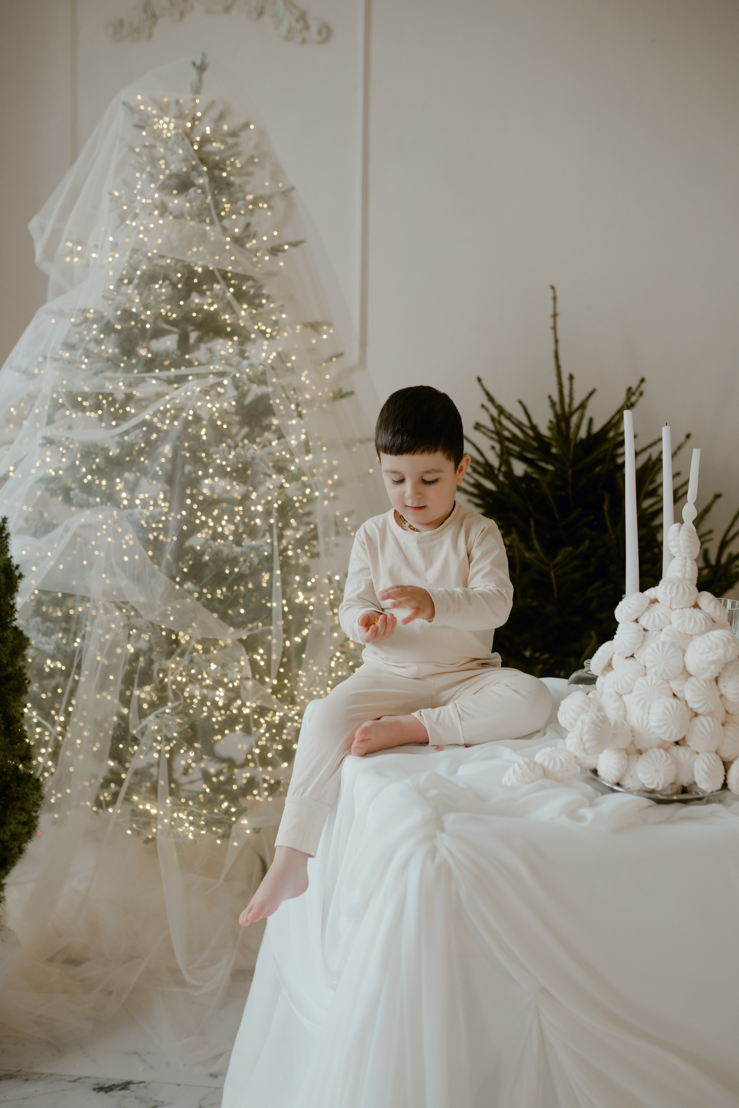 Екатерина, Тема и Ариша. Молоко студия. Свадебный фотограф в городе Минск Крохмалюк Анна