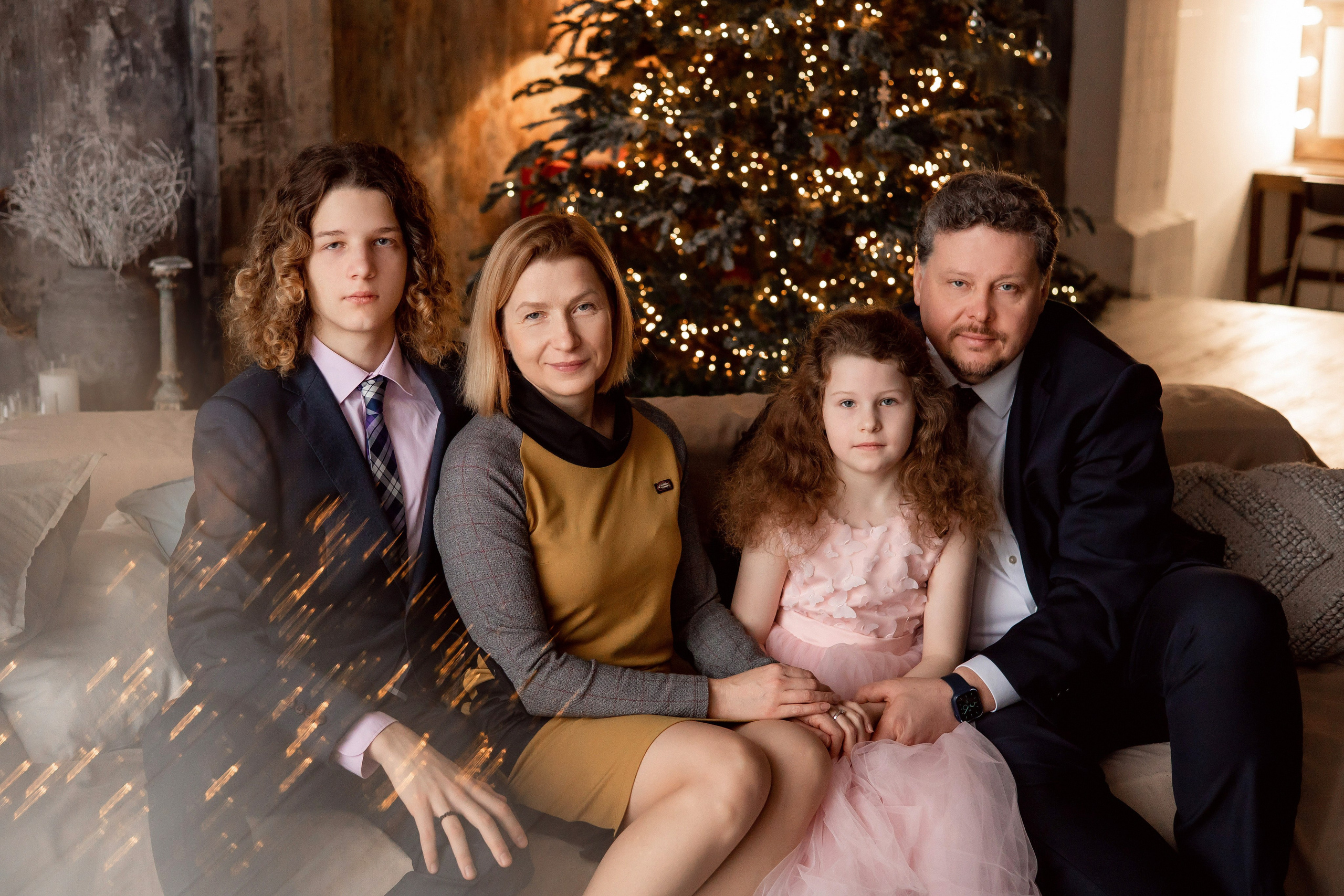 Новогодняя фотосессия для большой семьи. Семейный фотограф в Москве
