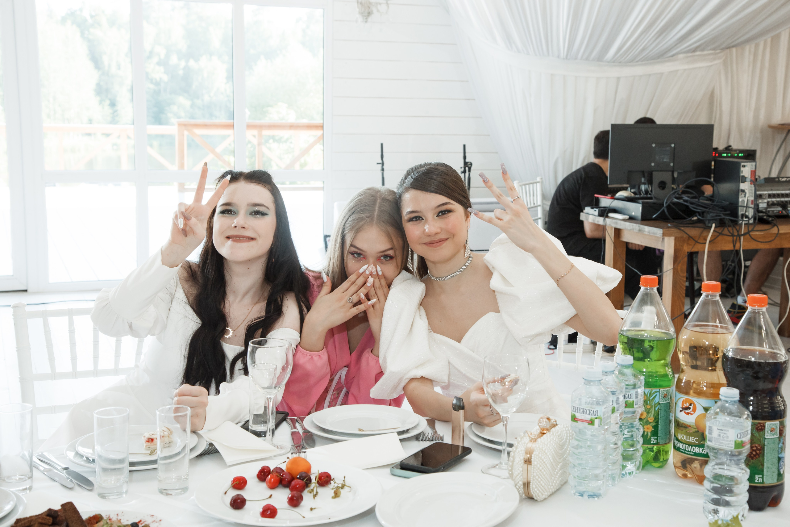 Выпускной, шатер в усадьбе «Гребнево». Свадебный и репортажный фотограф (Москва, Королев и другие)