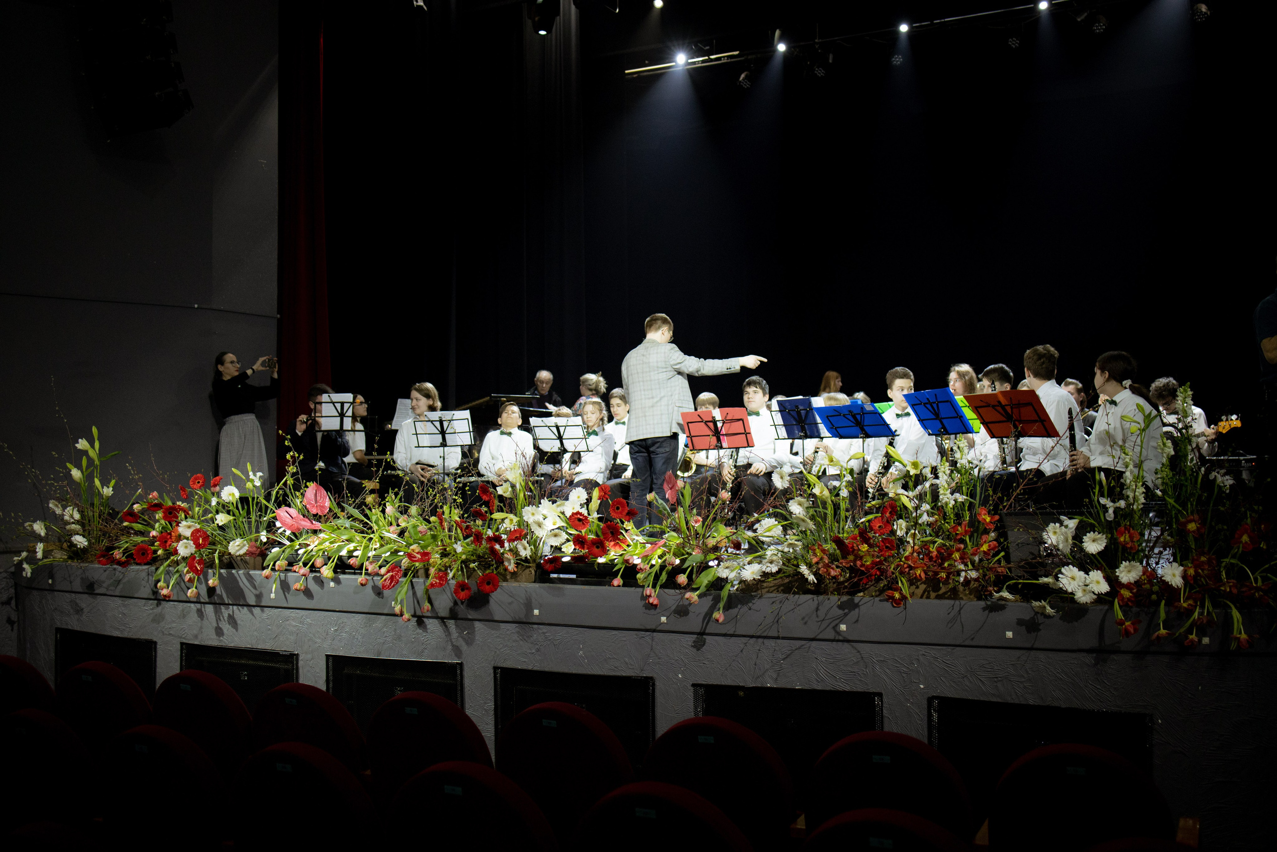 Оформление Отчетного концерта Музыкальной школы Глазунова. Оформление свадеб, декор свадеб Вера Маркова, Москва