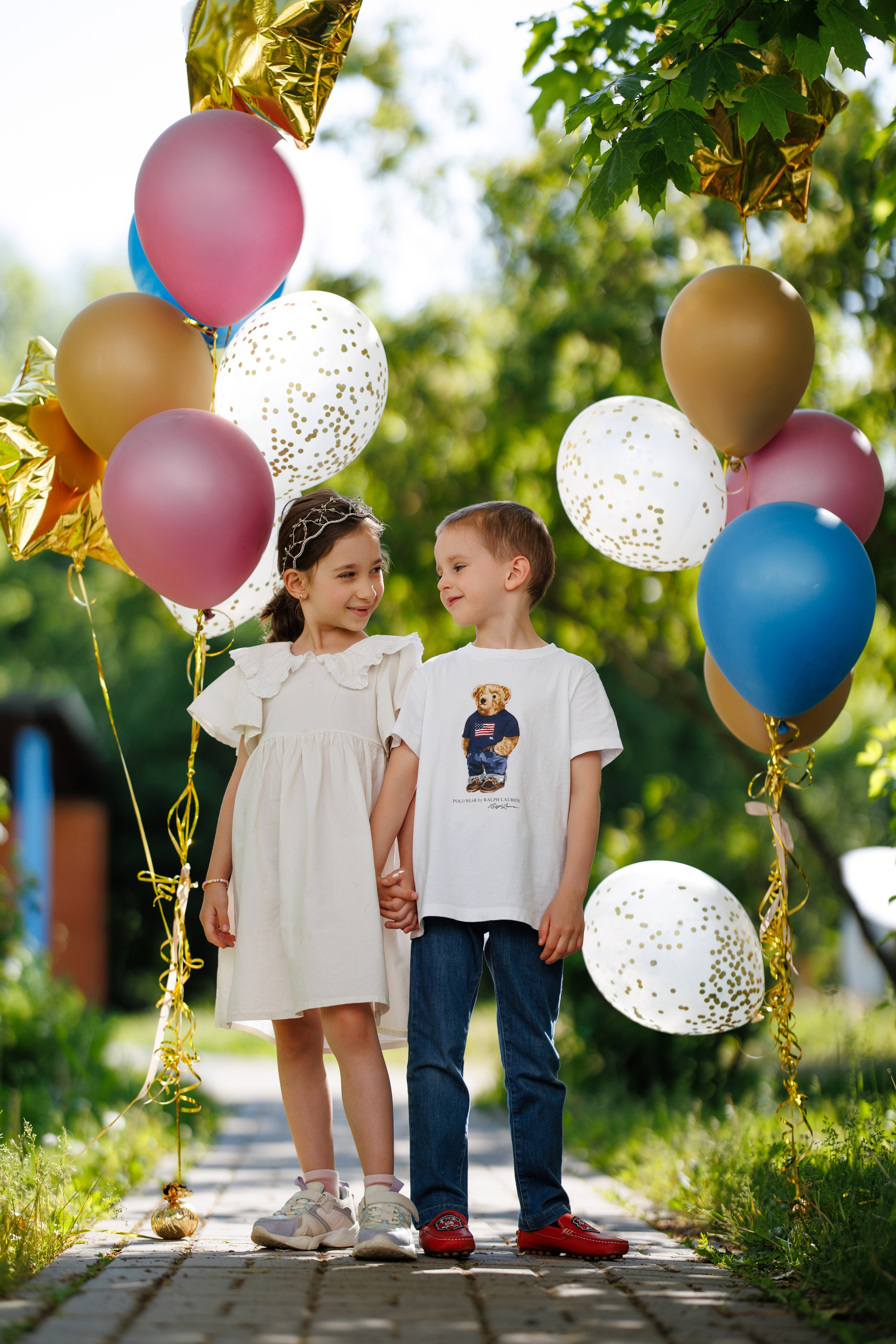 Тариф идеальный (1). Выпускные альбомы в Москве FOTOVMESTE