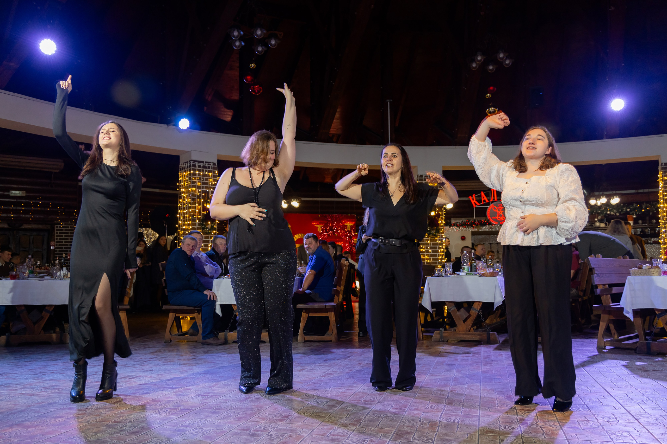 Корпоративная новогодняя съемка для логистической компании ИТА. Свадебный фотограф в Минске/Беларуси Сергей Спиридонов