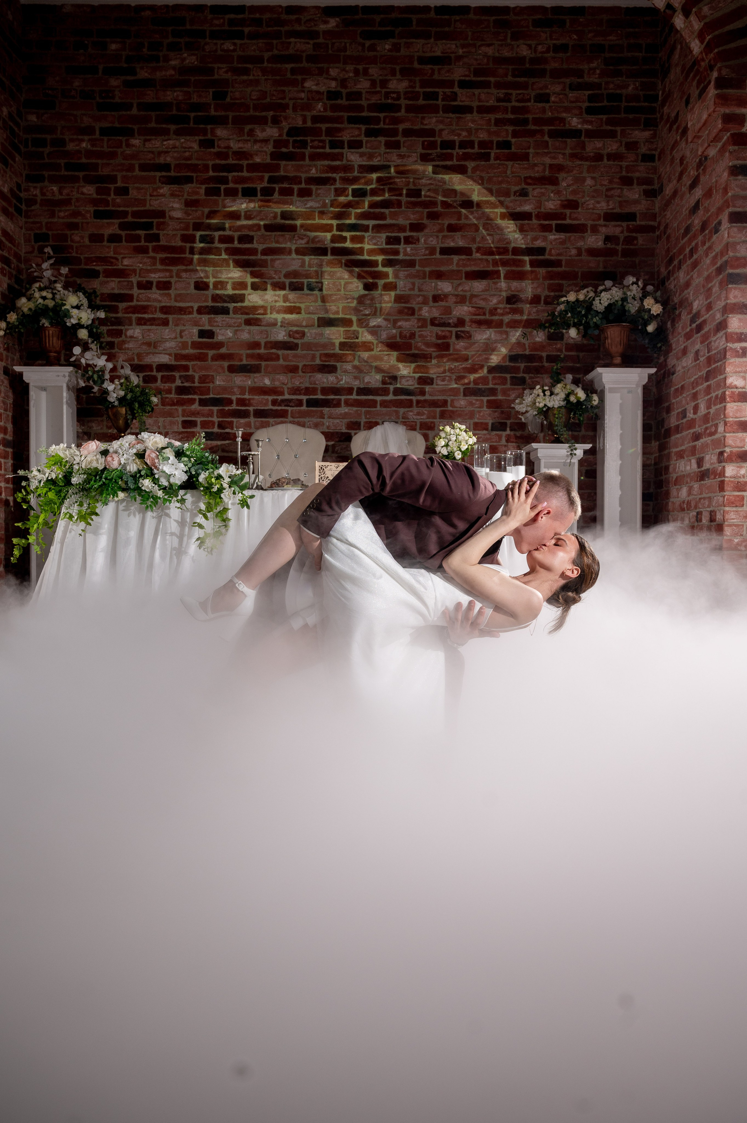 Елизавета и Максим (фотосессия у Дворца Штиглица, набережная Мойки и у Законодательного собрания). Портретный, семейный и свадебный фотограф в Санкт-Петербурге и в Пушкине Ширяев Денис