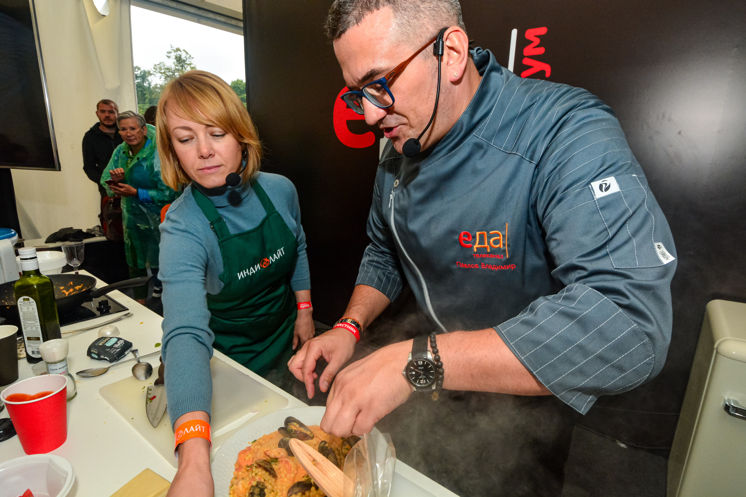 Фотосъемка мероприятий, концертов, корпоративов в Москве. Свадебный фотограф Олег Шатохин  Москва и Московской область