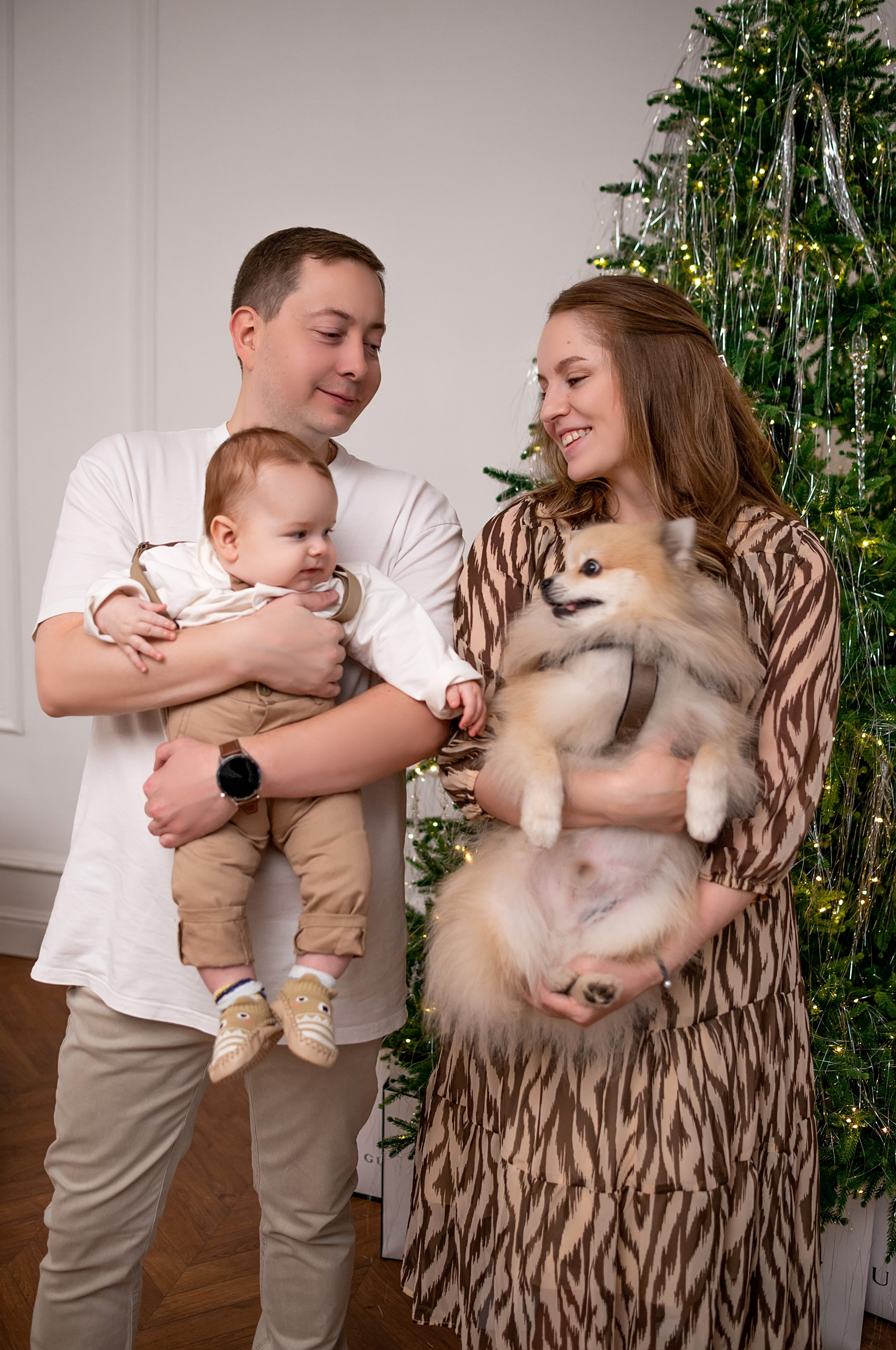 Новогодняя семейная фотосессия в Краснодаре 2023-2024. Фотограф новорожденных Краснодар Малышенко Надежда