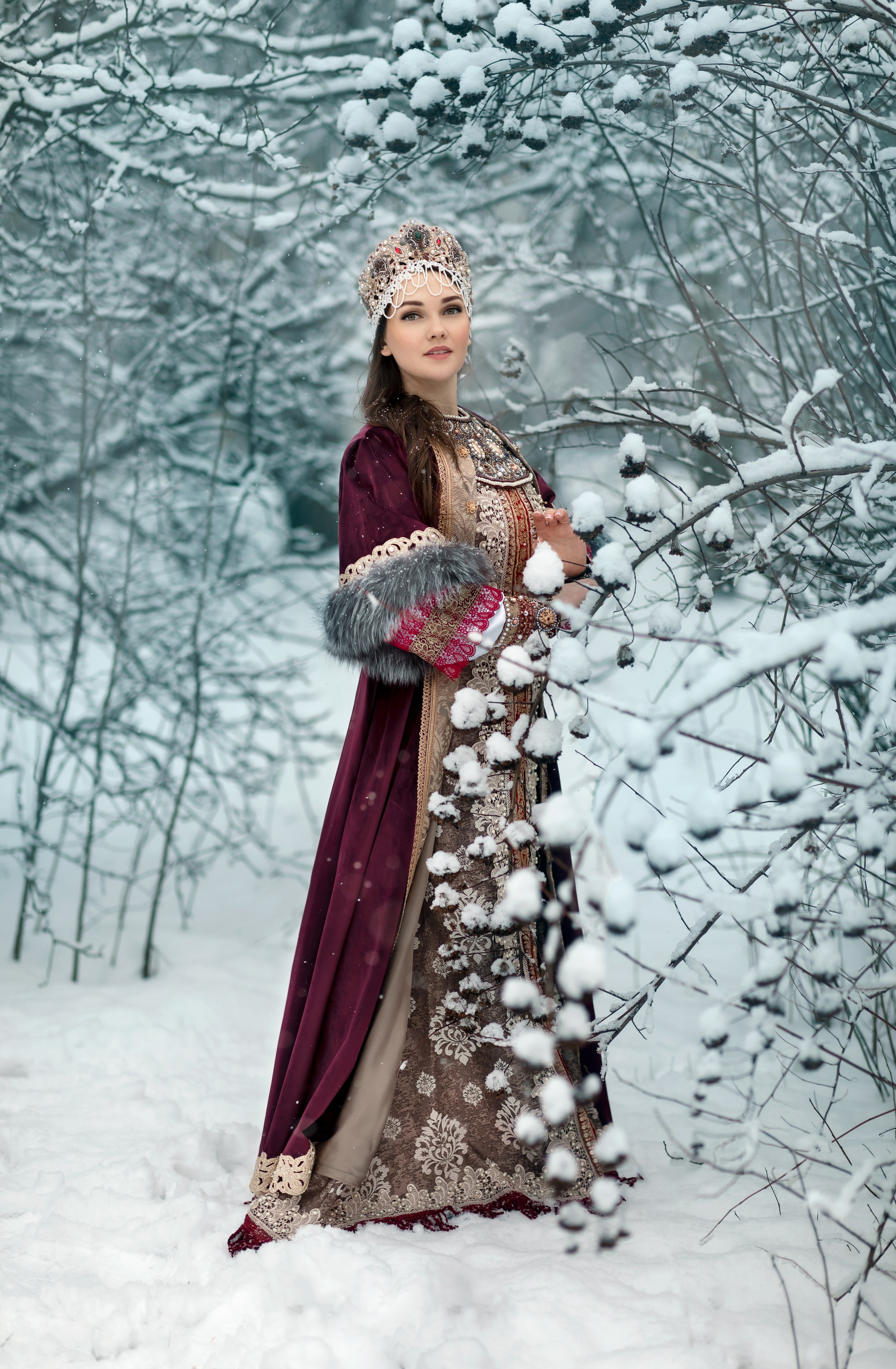 A9. Дизайнер костюмов и украшений, фотограф