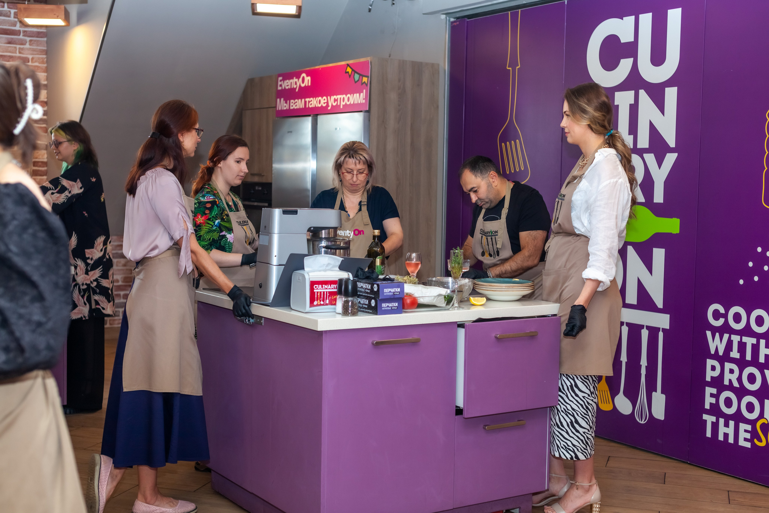 SimoDent — корпоратив. Двойняшки-фотографы Анна и Анастасия в Санкт-Петербурге