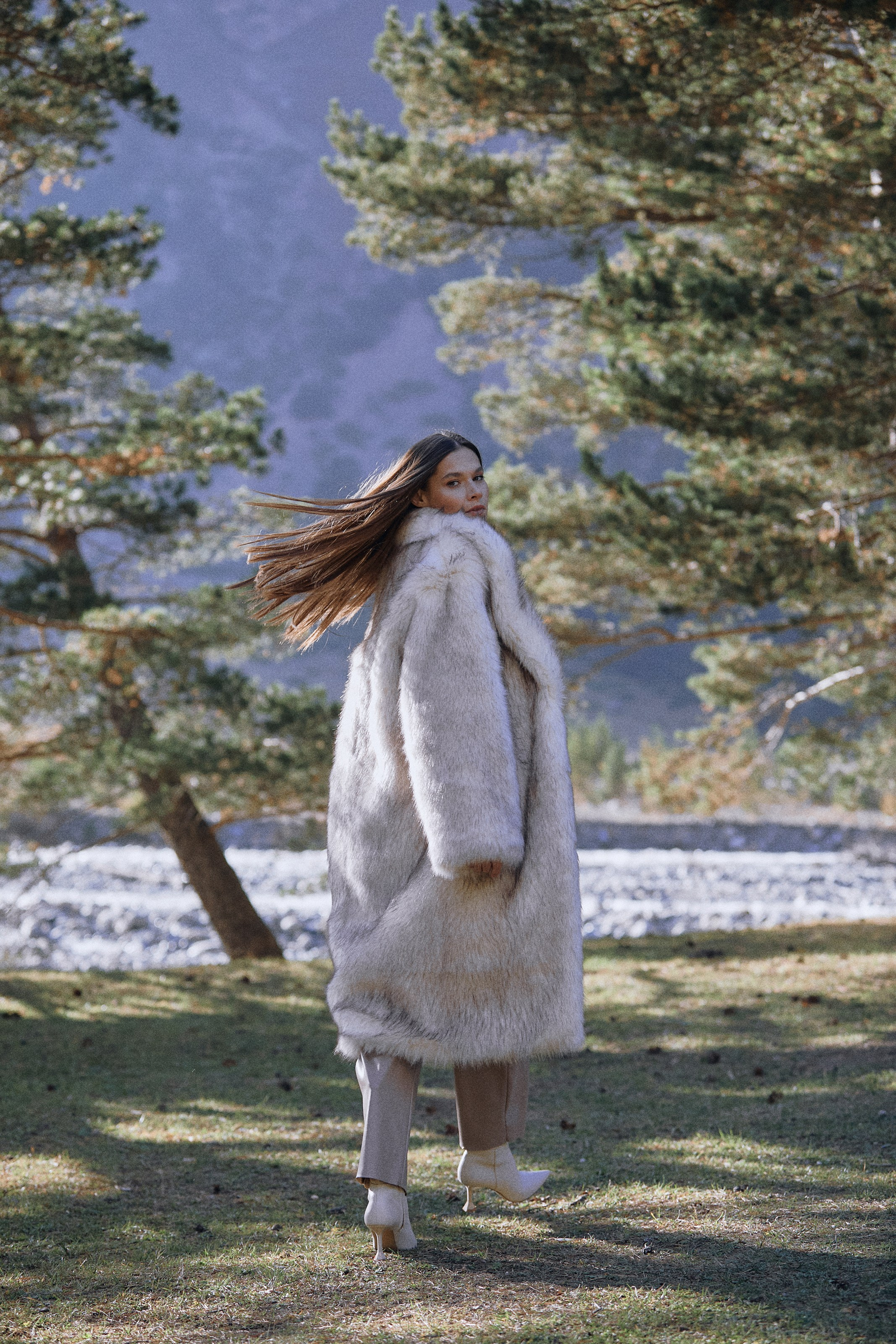 Имиджевая съемка для бренда. Фотограф Продюсер в горах КБР / Москва  Нальчик Горы