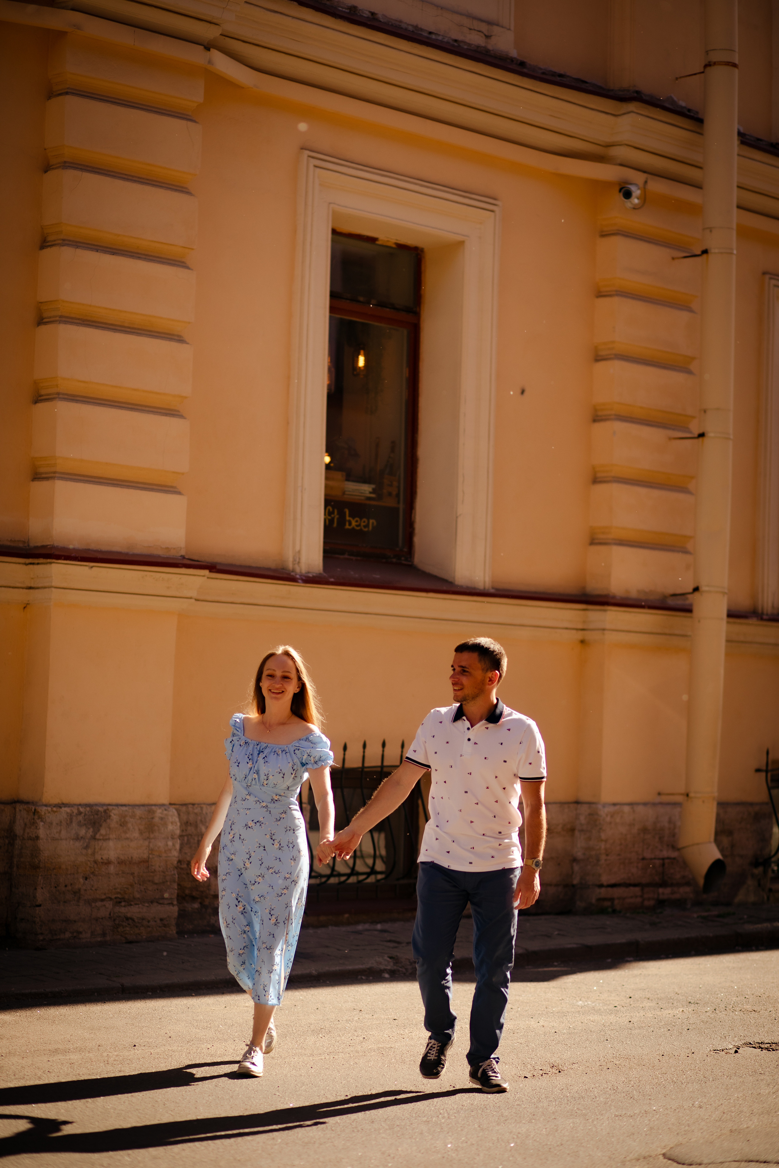 Прогулка по пустынному городу. Фотограф в Санкт-Петербурге Разиля Идиятуллина