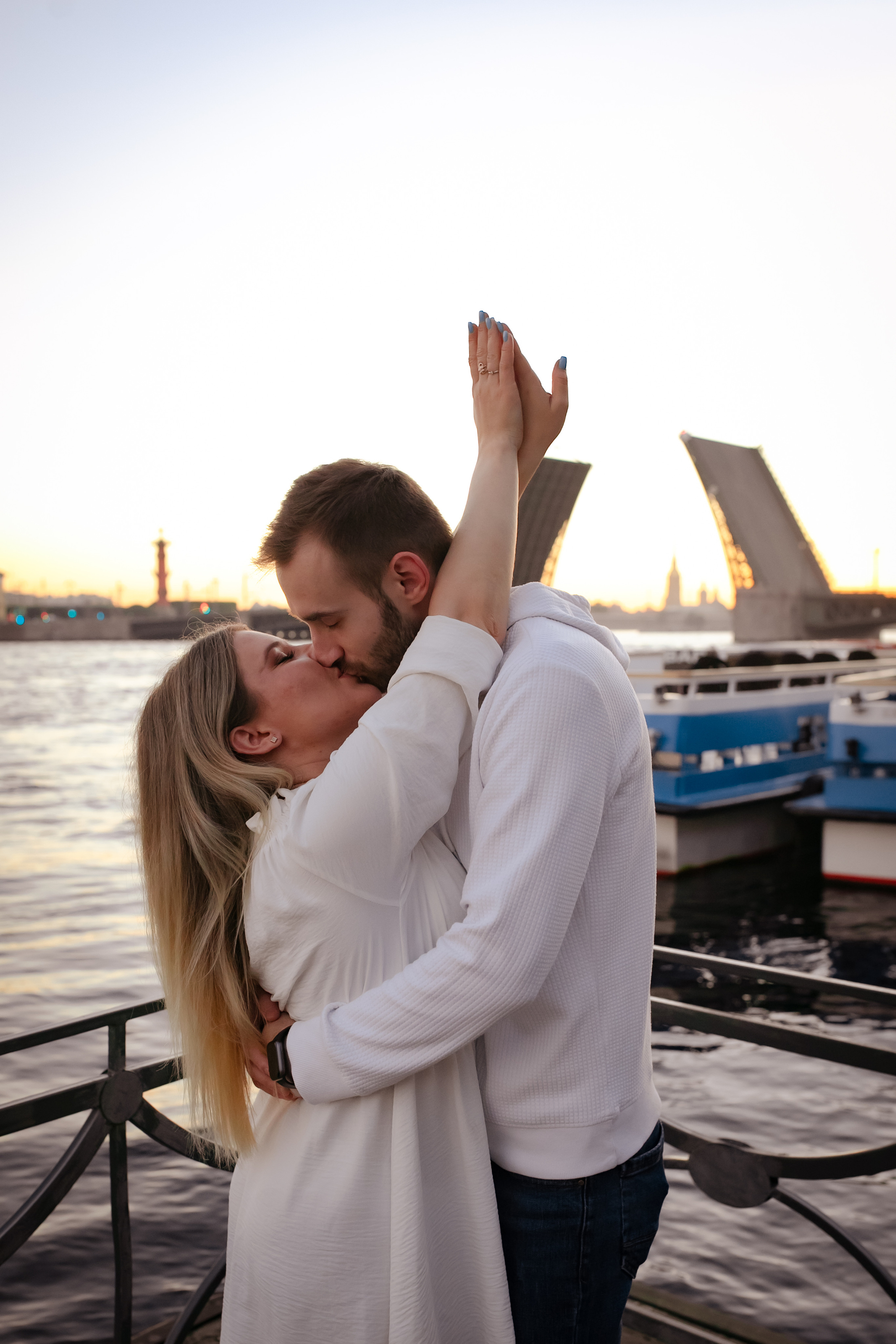 Прогулка на рассвете Оли и Егора). Фотограф в Санкт-Петербурге Разиля Идиятуллина