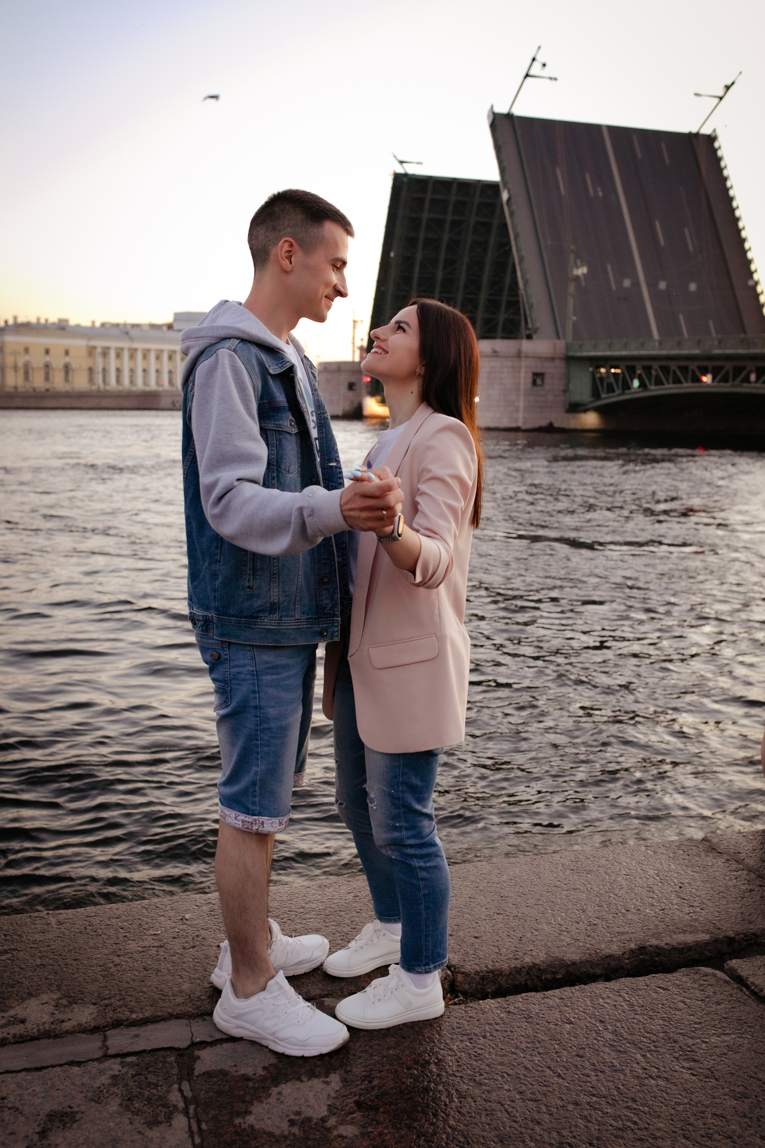 Прогулка по Петербургу Даши и Саши. Фотограф в Санкт-Петербурге Разиля Идиятуллина