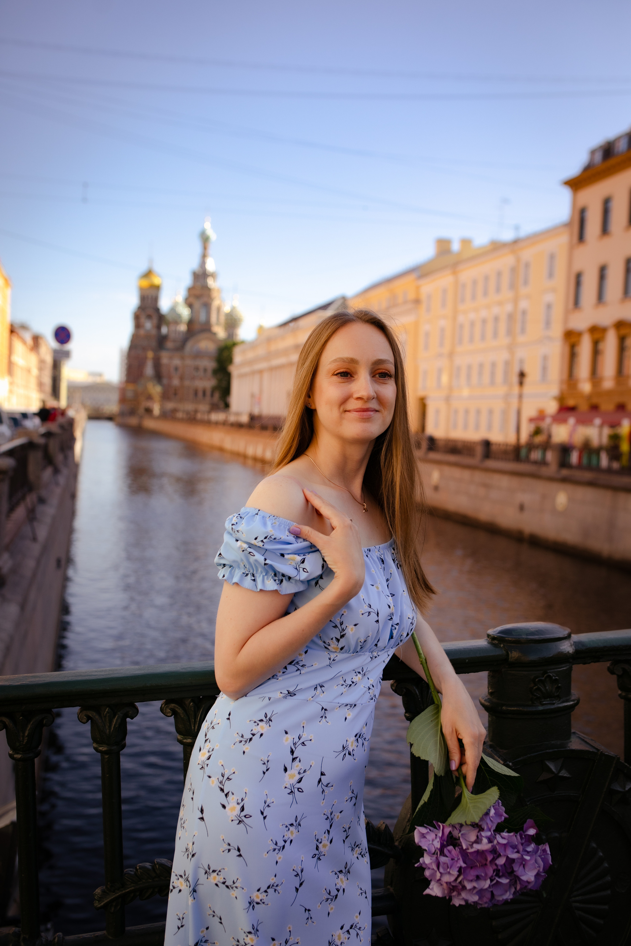 Прогулка по пустынному городу. Фотограф в Санкт-Петербурге Разиля Идиятуллина