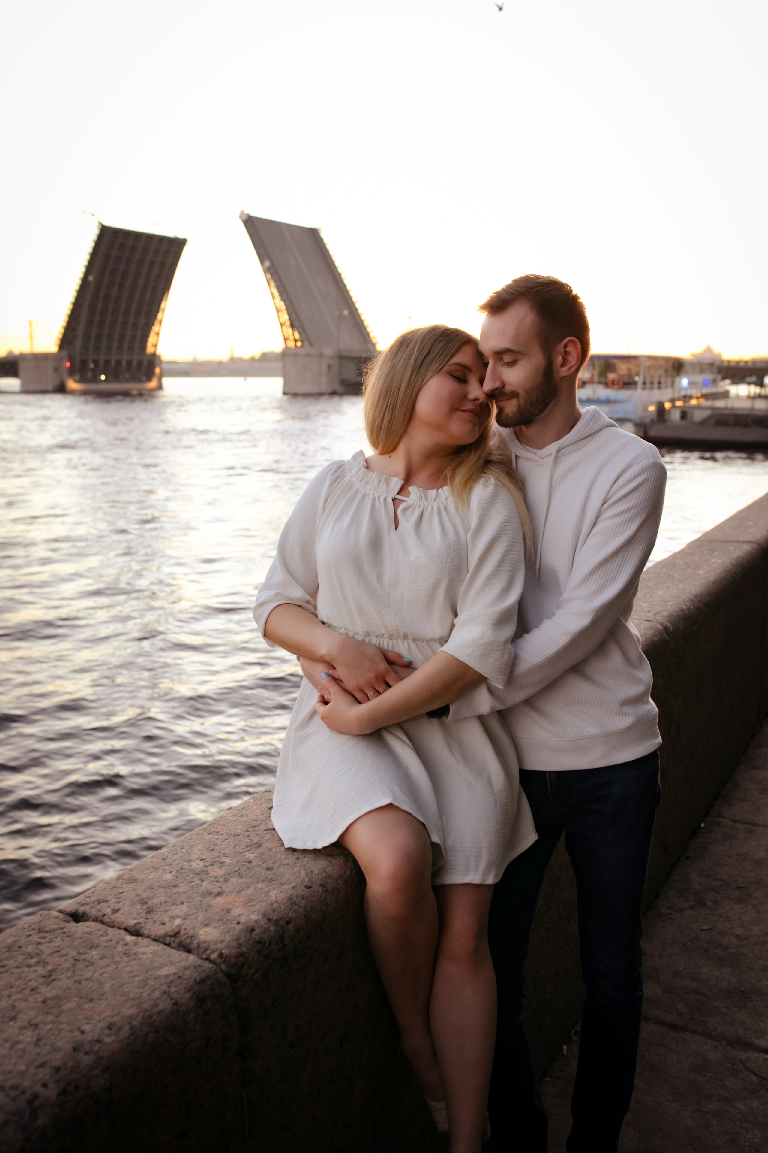 Прогулка на рассвете Оли и Егора). Фотограф в Санкт-Петербурге Разиля Идиятуллина