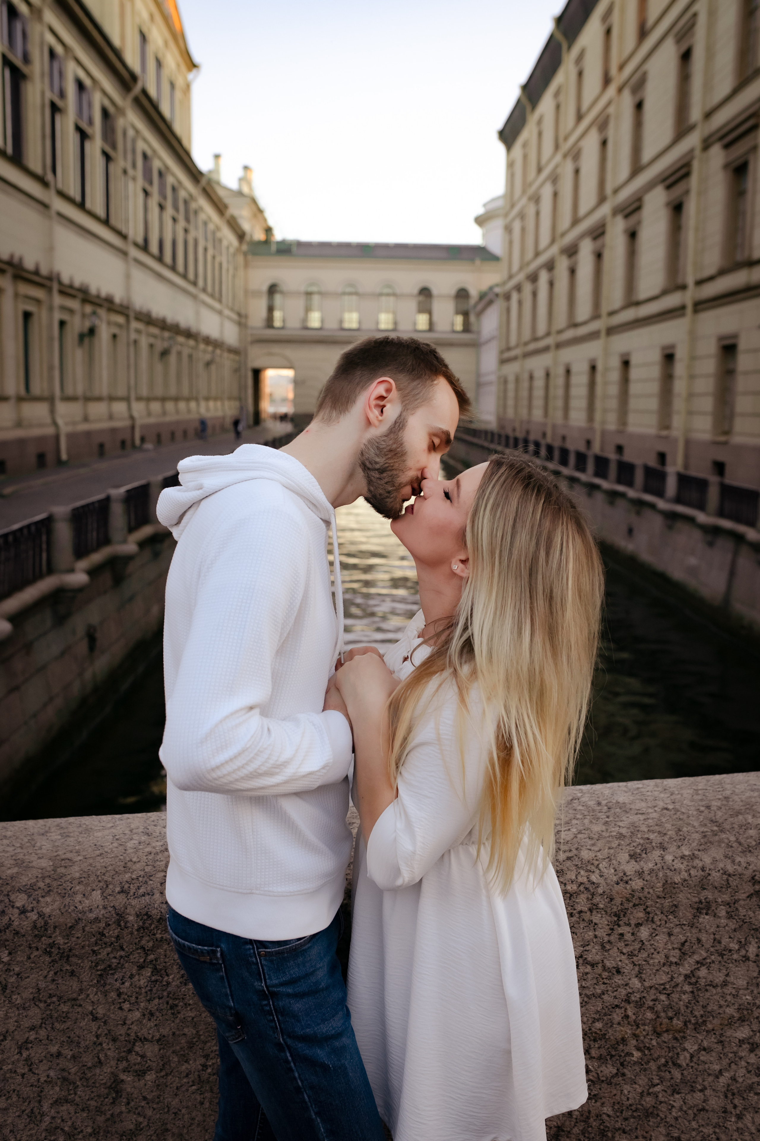 Прогулка на рассвете Оли и Егора). Фотограф в Санкт-Петербурге Разиля Идиятуллина