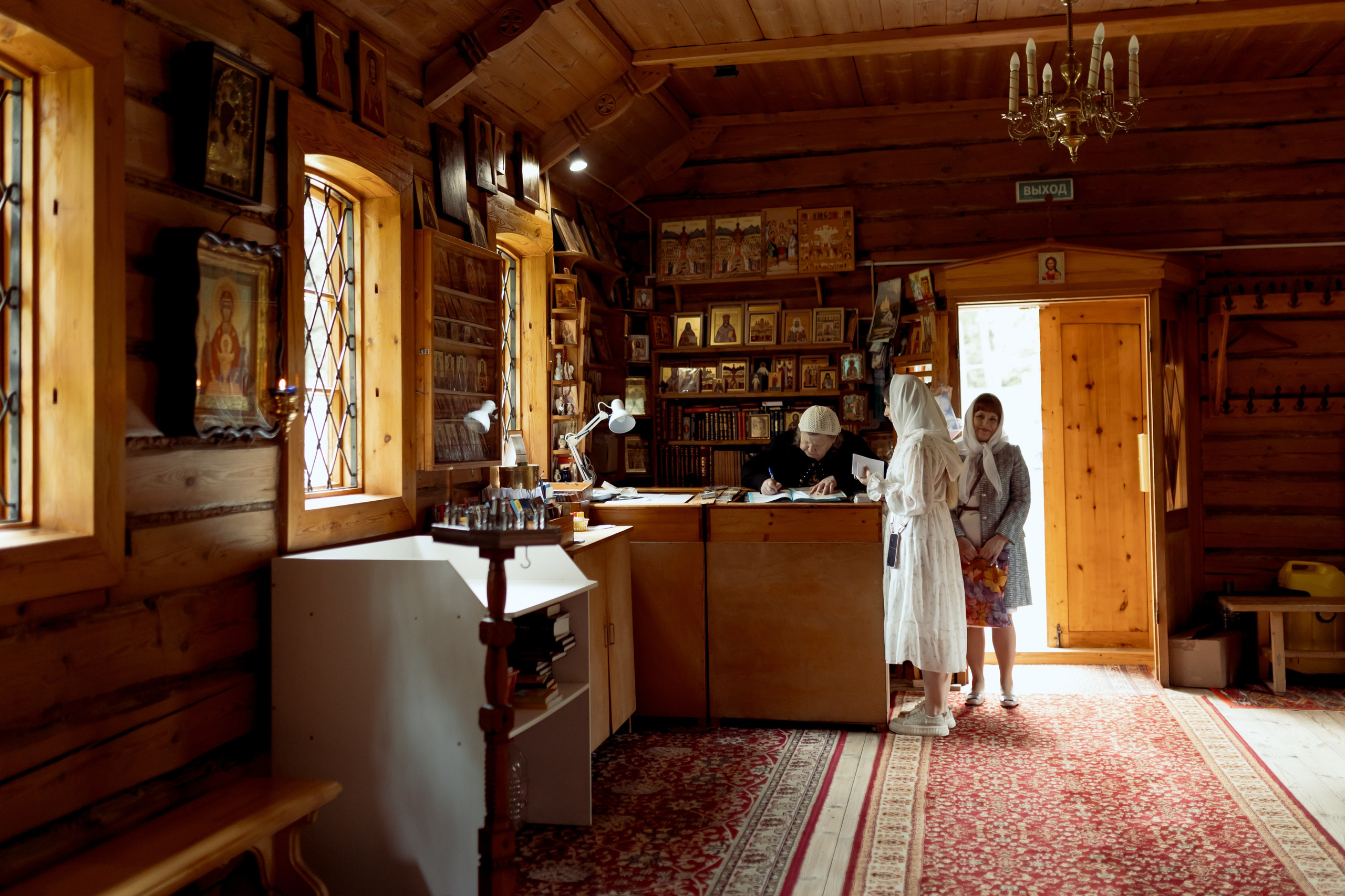 Крещение в Храме святых Новомучеников и Исповедников Российских. Фотограф Валерия Горбунова Подольск Бутово Видное Щербинка