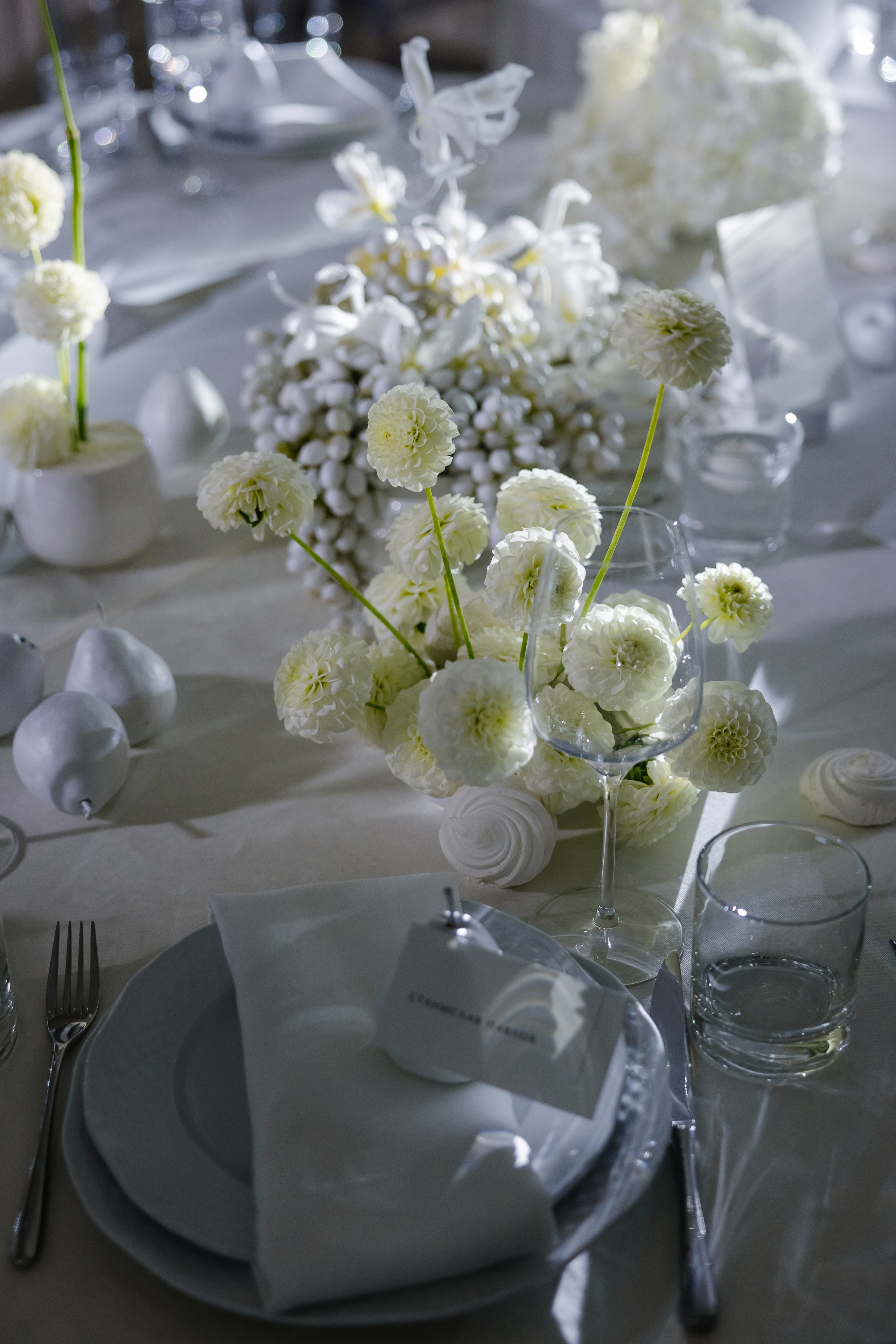 Влюбиться можно в красоту, но полюбить — лишь можно душу. Maya Alieva Wedding Photographer in St.Petersburg