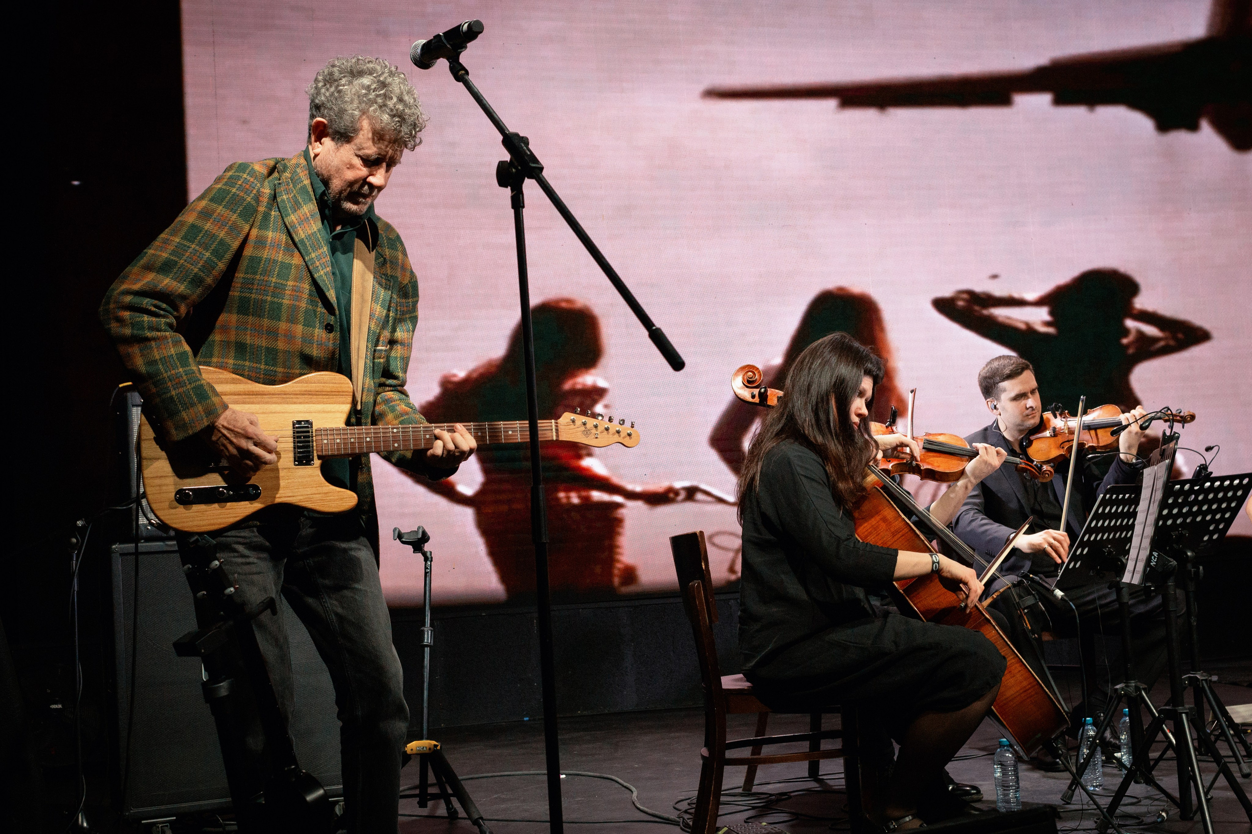 концертный фотограф в Санкт-Петербурге, фоторепортаж с концерта группы Brazzaville в клубе Аврора (Aurora Concert Hall) март 2026