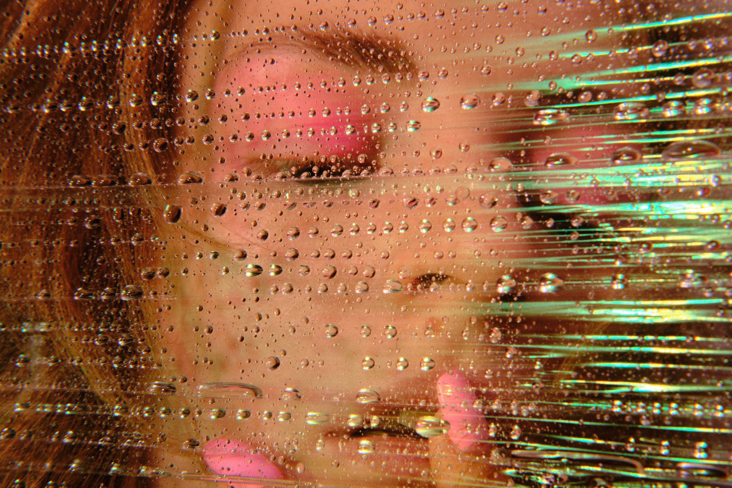 Серия фото — человек застрявший в иллюзиях. Фотограф Акишкин Кирилл. Фотопродакшн, видеопродакшн, снять рекламу. Москва