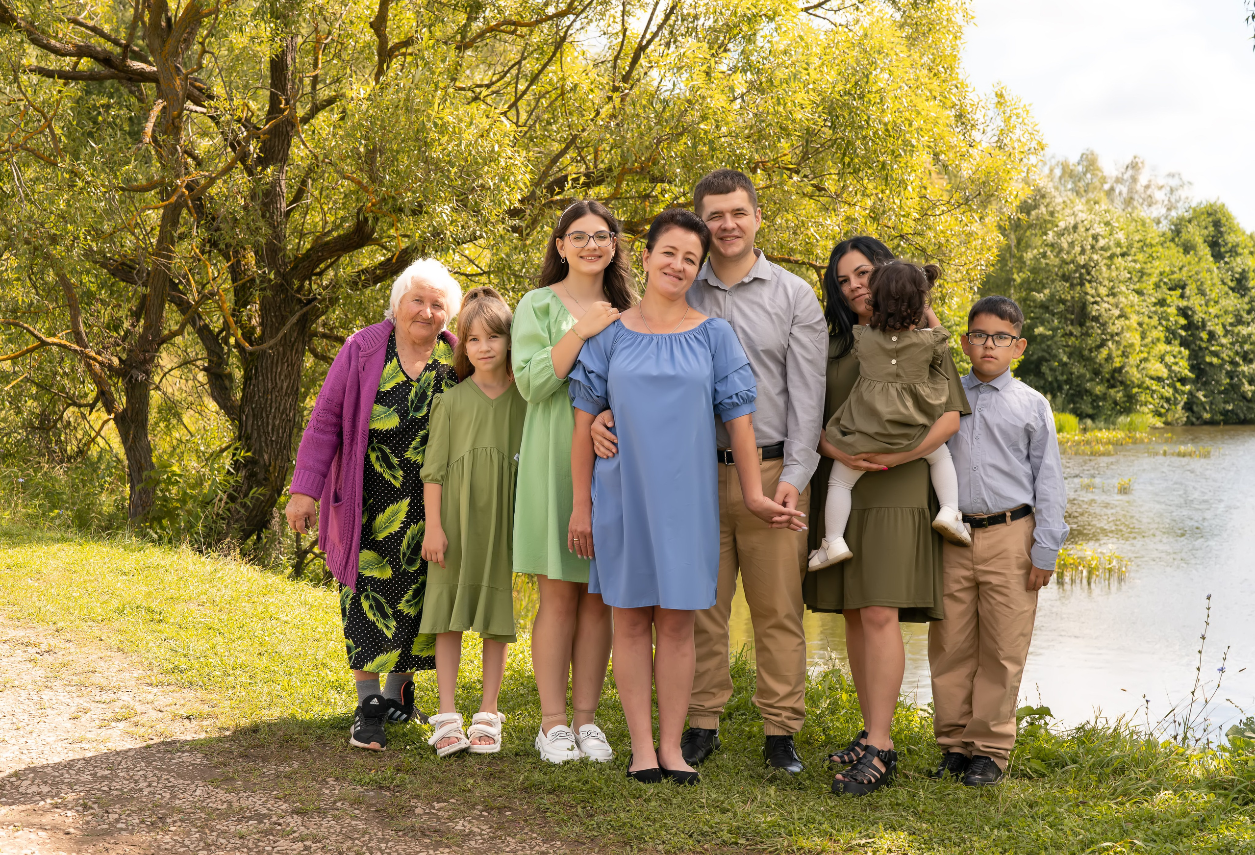 Съемка большой семьи Жанны и Андрея. Семейный и детский фотограф Тула Ясногорск Тульская область Надежда Кукушкина